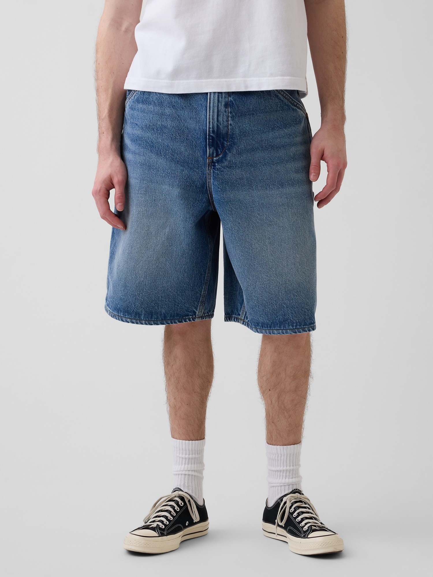 Мужские шорты Gap 10.5" Baggy Denim Carpenter Shorts — фото 2