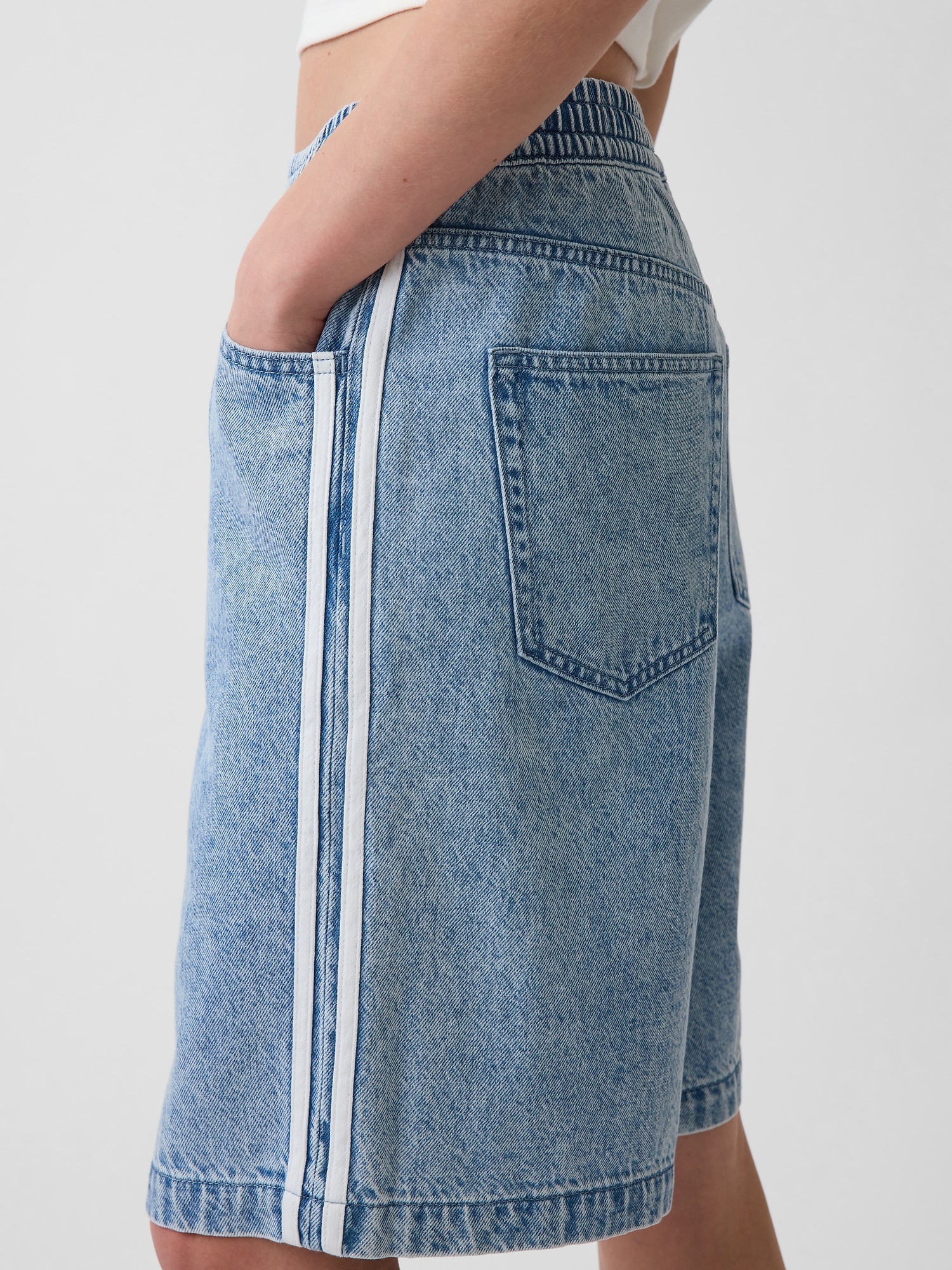 11" Mid Rise UltraSoft Easy Stripe Longline Denim Shorts