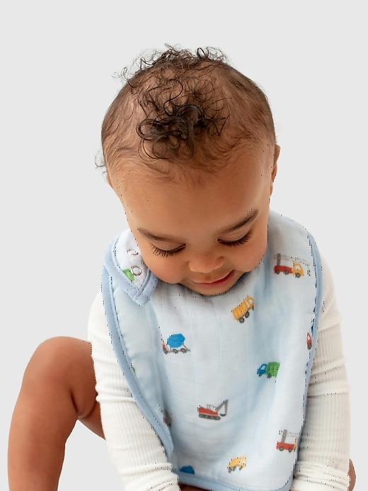 Image number 3 showing, Bamboo Little Trucks Bib Set