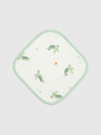 Image number 2 showing, Bamboo Little Turtle Hooded Towel Set