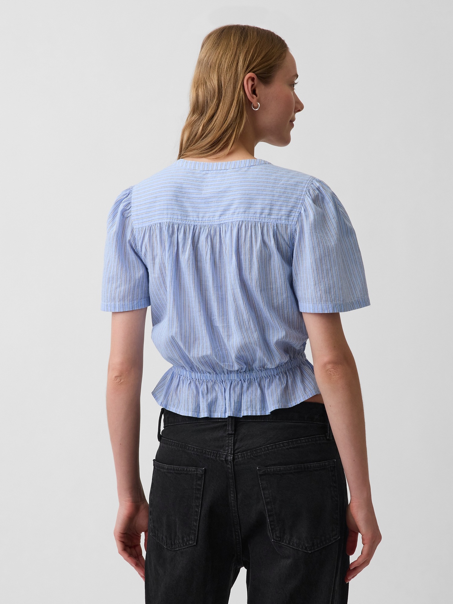 Женский топ Gap Button-Front Crop Peplum Top, цвет: Синий / Белый — фото 3