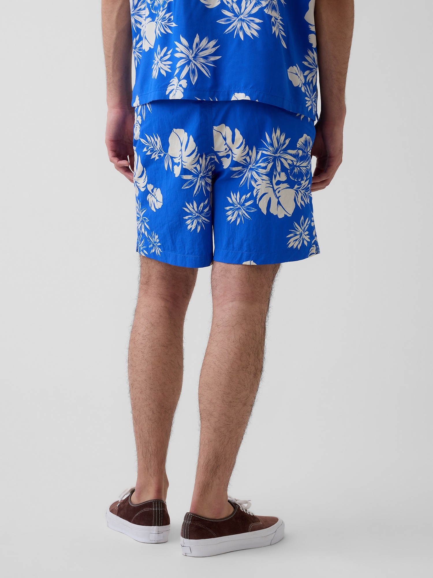 Мужские брюки Gap 6" Relaxed Swim Trunks — фото 4