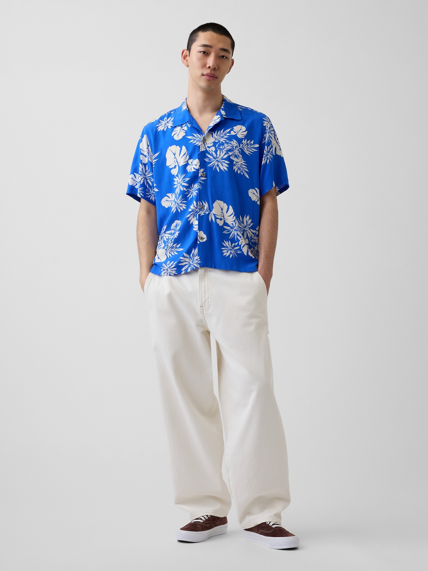 Мужские рубашки Gap Relaxed Camp Collar Shirt — фото 2