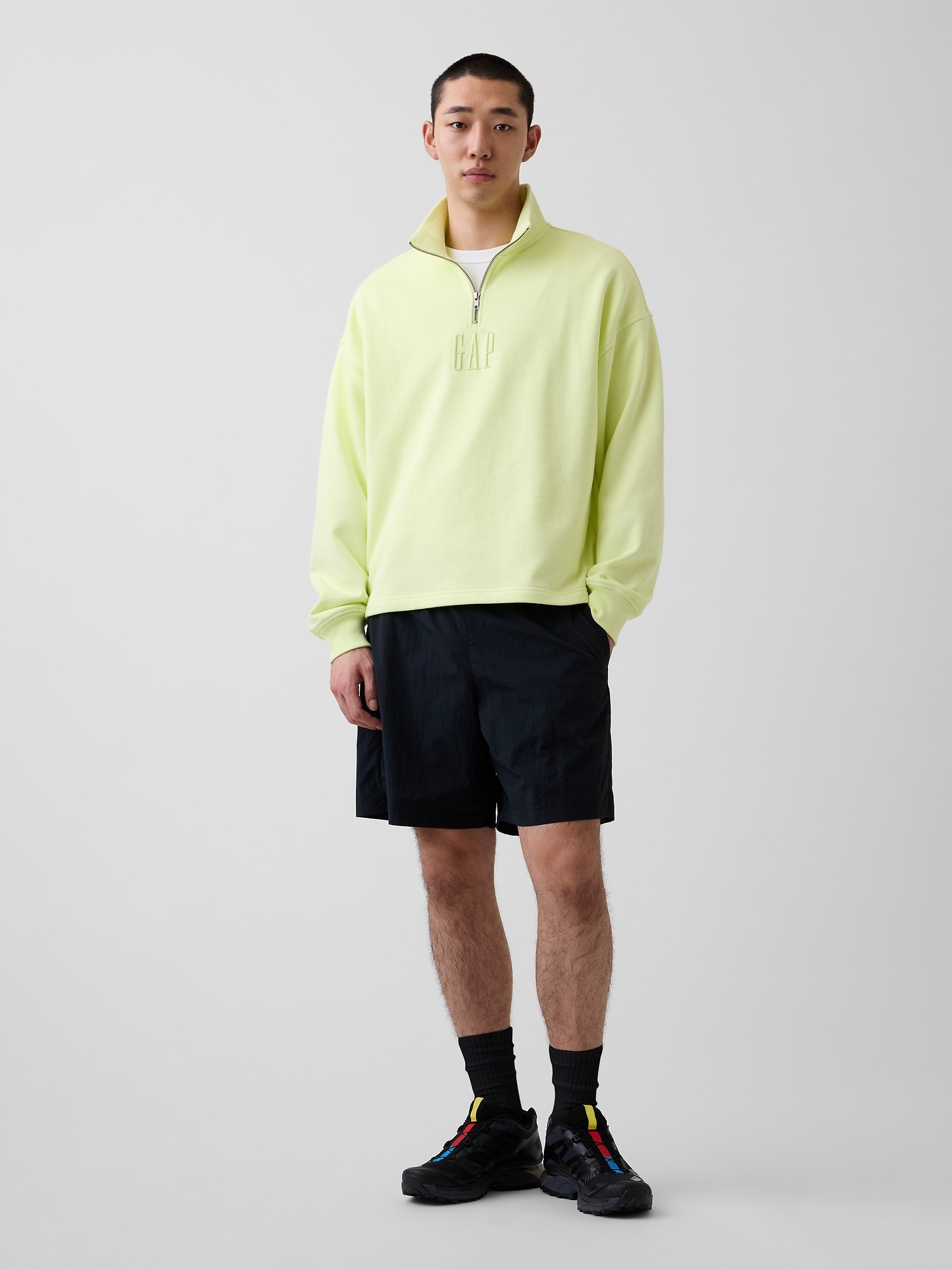 Мужские свитеры Gap Heavyweight Oversized Logo Quarter-Zip Pullover — фото 2