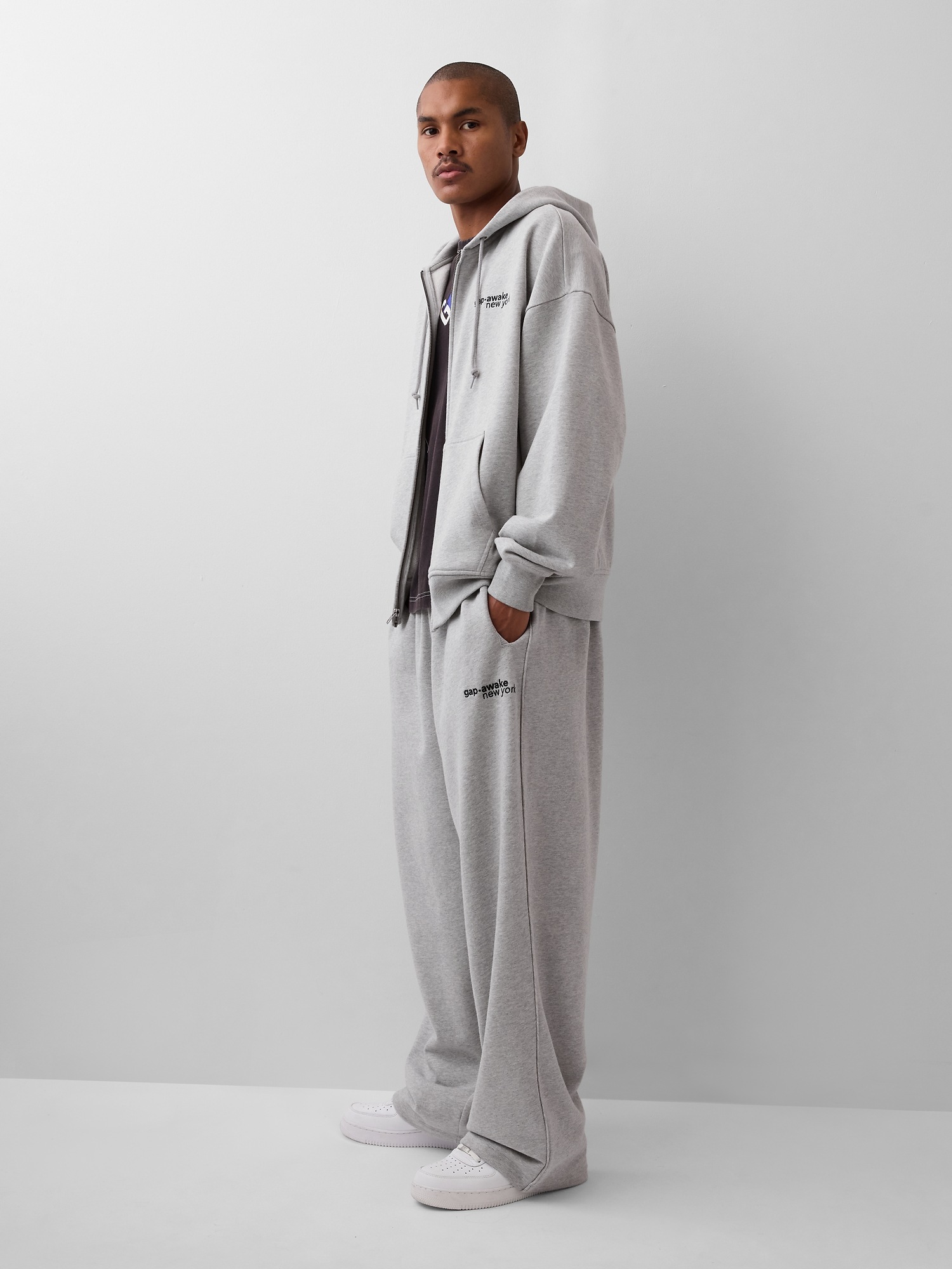 Мужские худи Gap × Awake NY Heavyweight Oversized Logo Zip — фото 3
