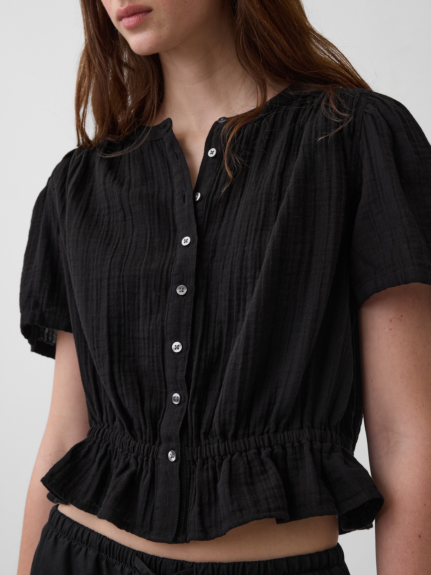 Женский топ Gap Cotton Gauze Crop Peplum Top, цвет: Чёрный — фото 4