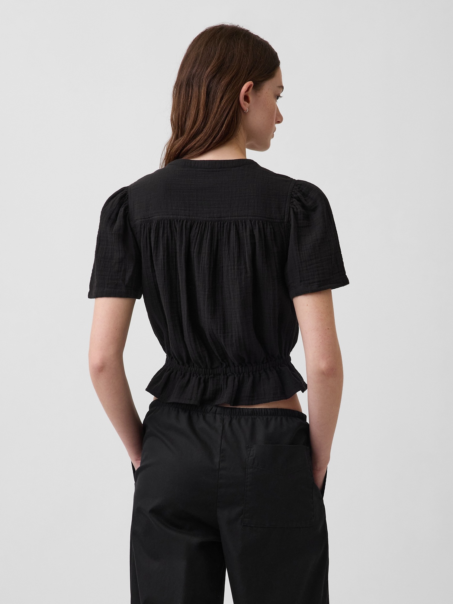 Женский топ Gap Cotton Gauze Crop Peplum Top, цвет: Чёрный — фото 3
