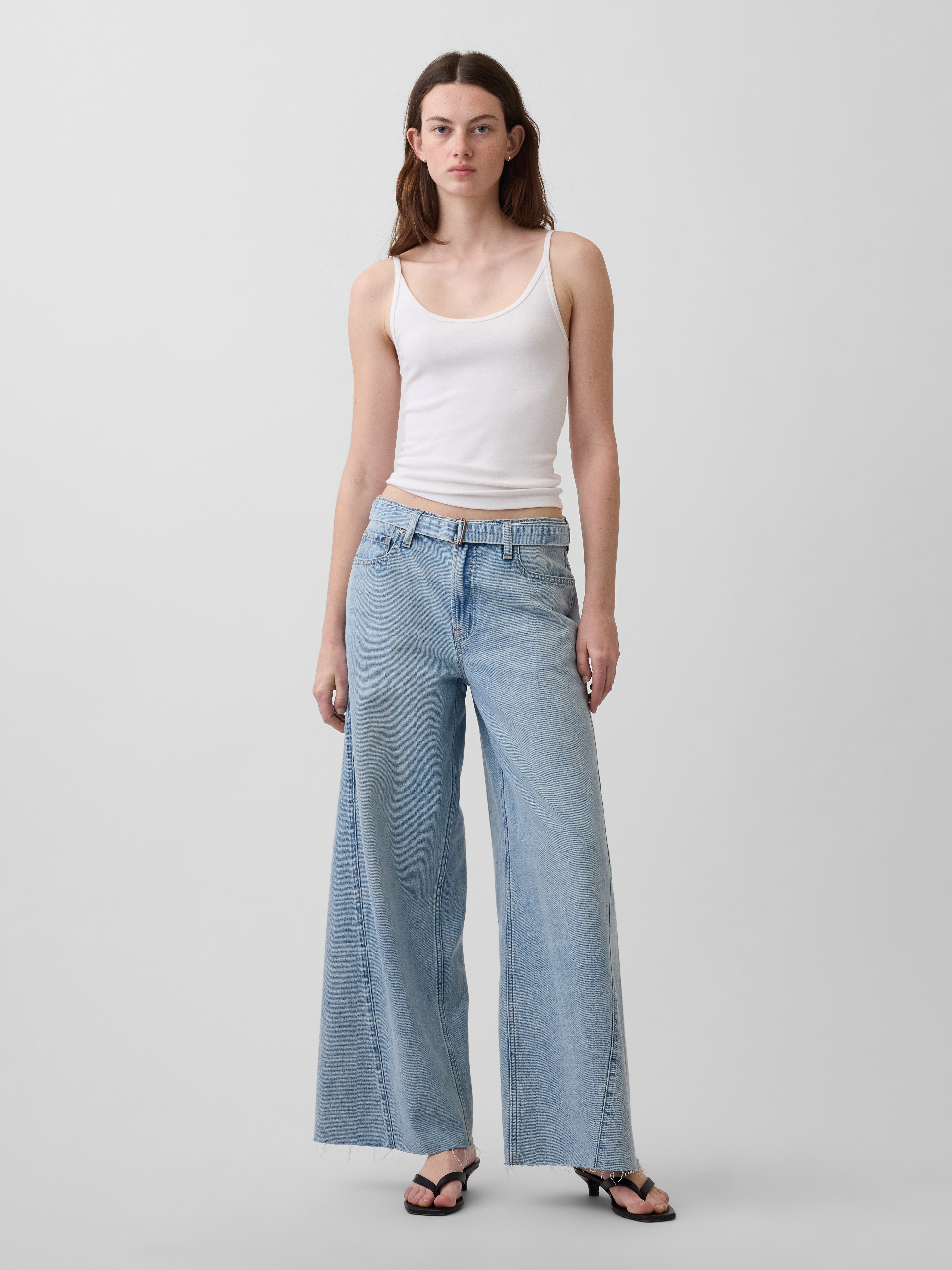 Mid Rise UltraSoft Pleated Baggy Jeans