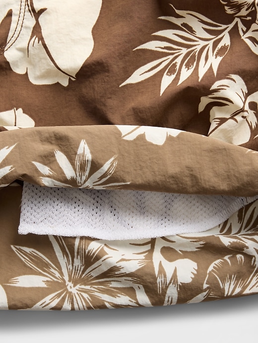 Image number 5 showing, 6" Relaxed Swim Trunks