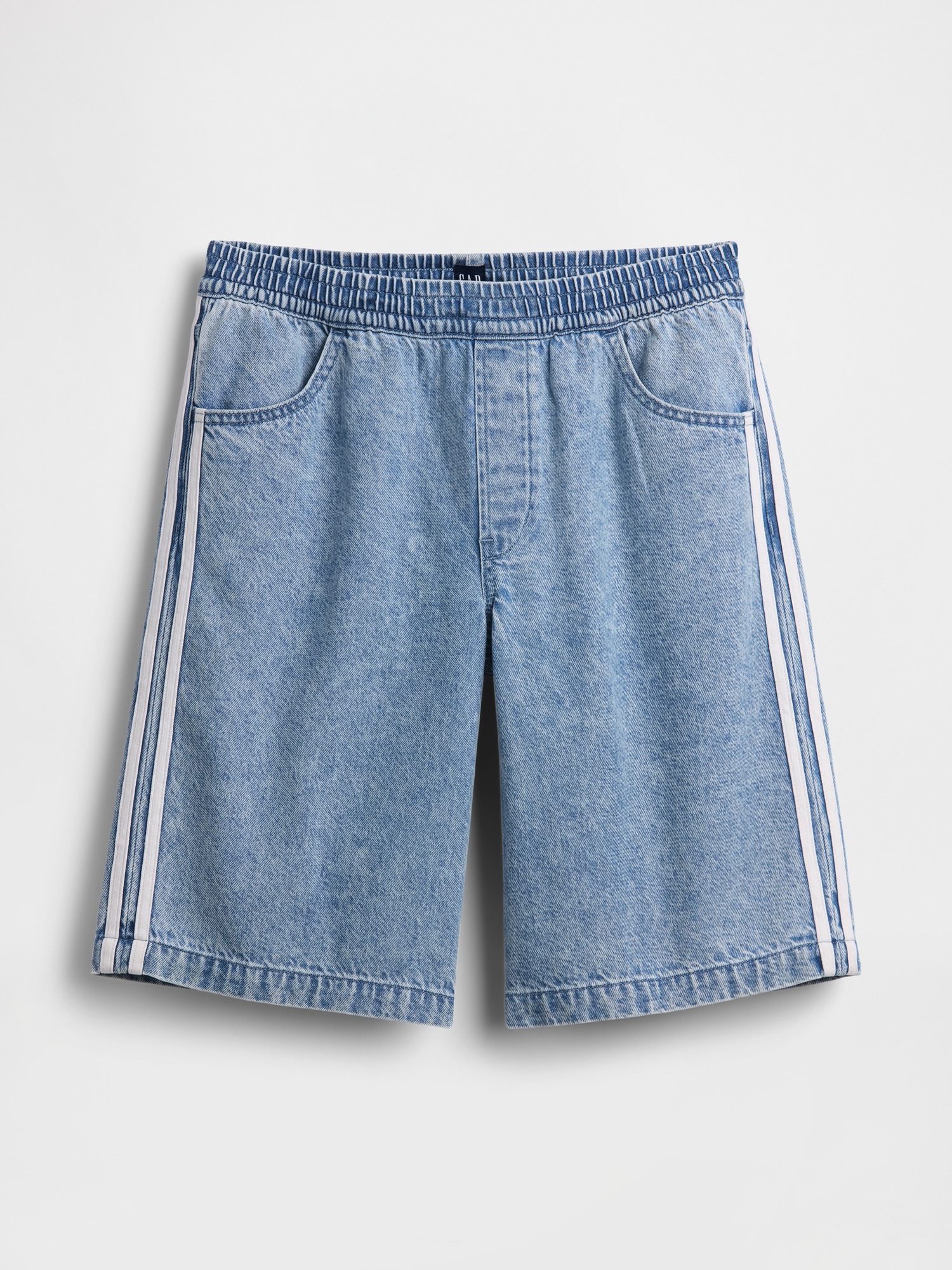 Женские шорты Gap 11" Mid Rise UltraSoft Easy Stripe Longline Denim Shorts, цвет: Светлый индиго — фото 5