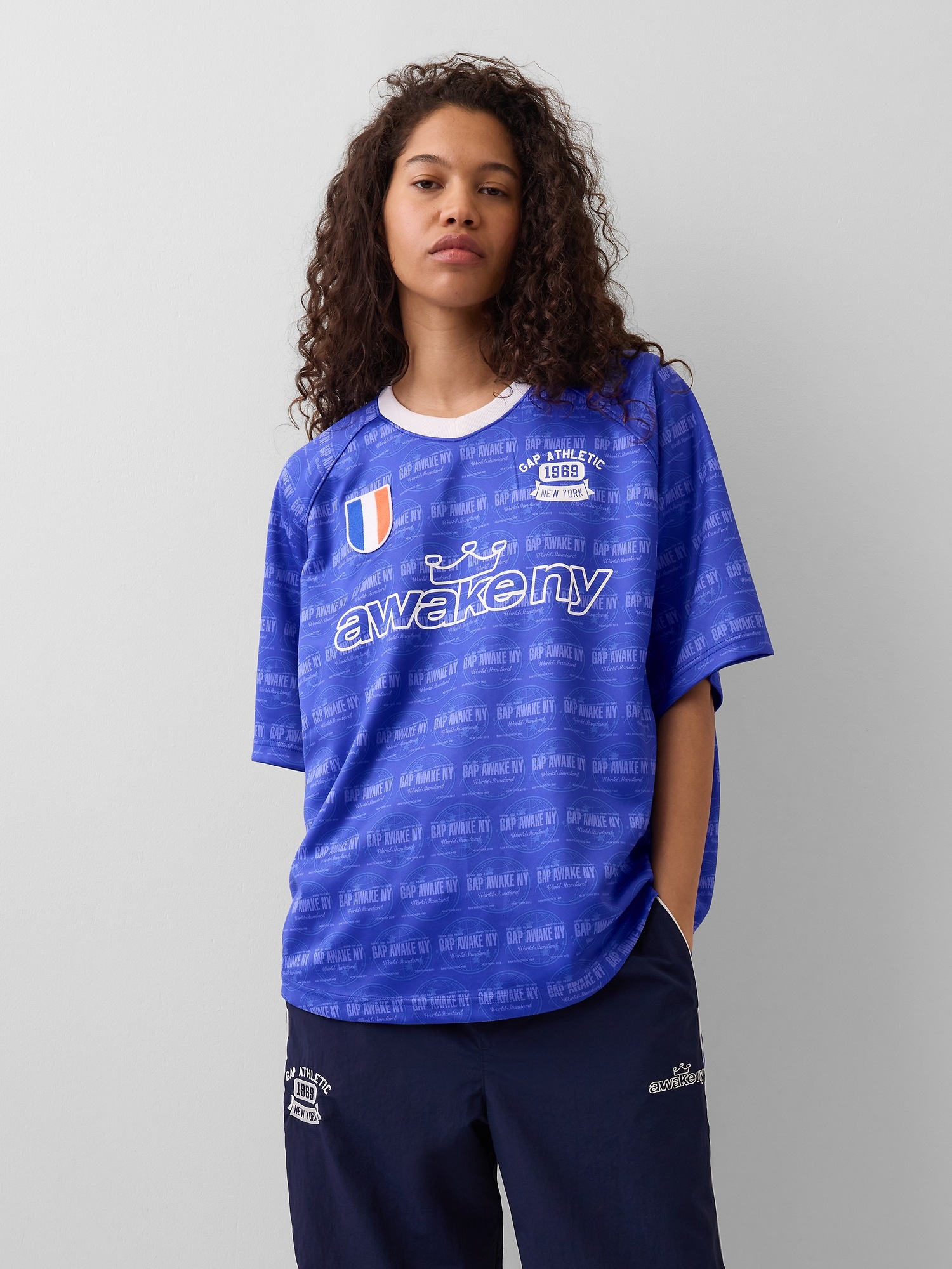 Мужские топы Gap × Awake NY Oversized Logo Jersey — фото 4