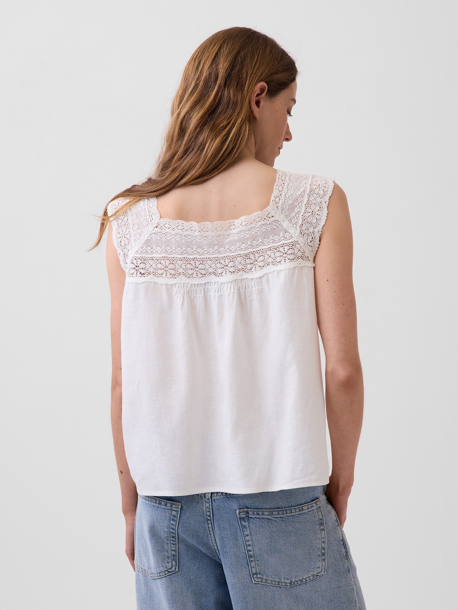 Женский топ Gap Linen-Blend Crochet Square-Neck Top, цвет: Молочный белый — фото 3