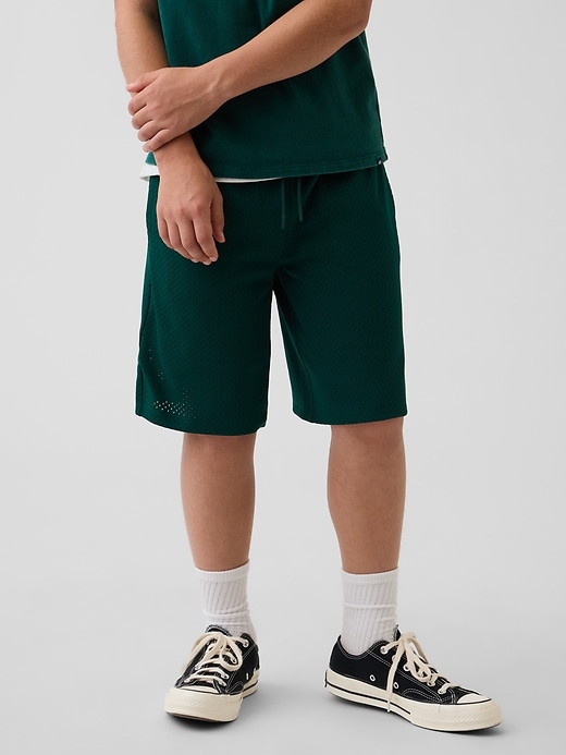 Image number 3 showing, Kids 8" Mesh Baggy Active Shorts