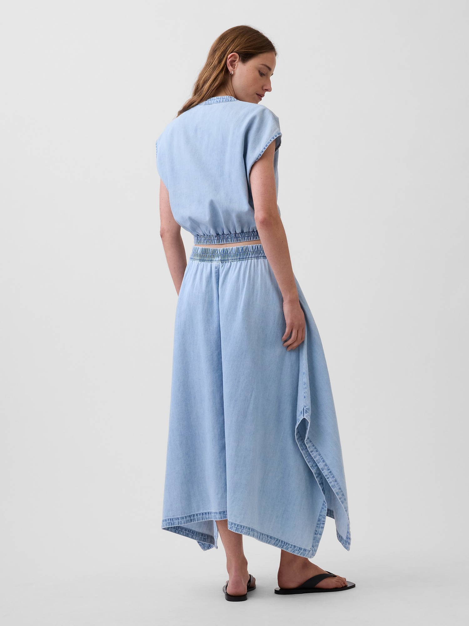 Женские юбки Gap Denim Midi Handkerchief Skirt — фото 2
