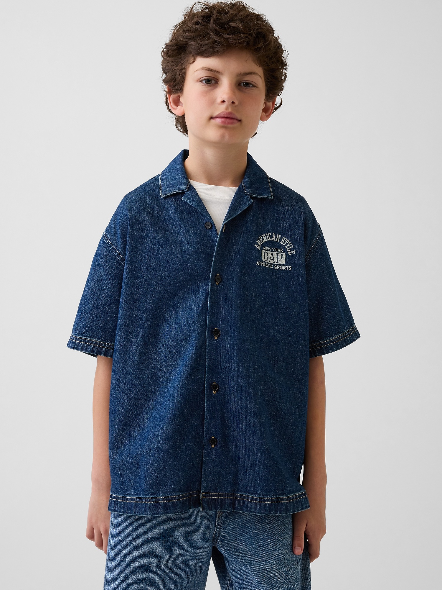 Детские рубашки Gap Kids Denim Relaxed Shirt