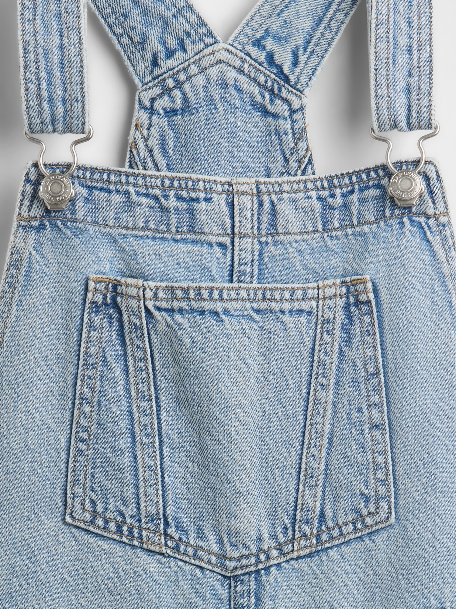Детские джинсы Gap Kids Denim Loose Shortalls — фото 5