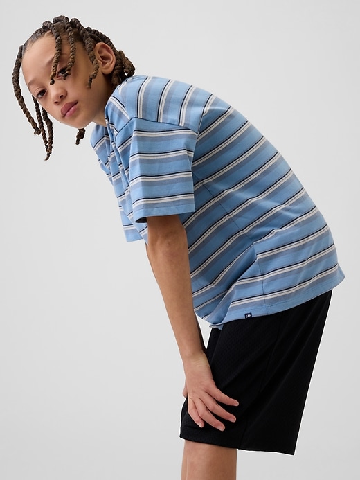 Image number 5 showing, Kids 8" Mesh Baggy Active Shorts