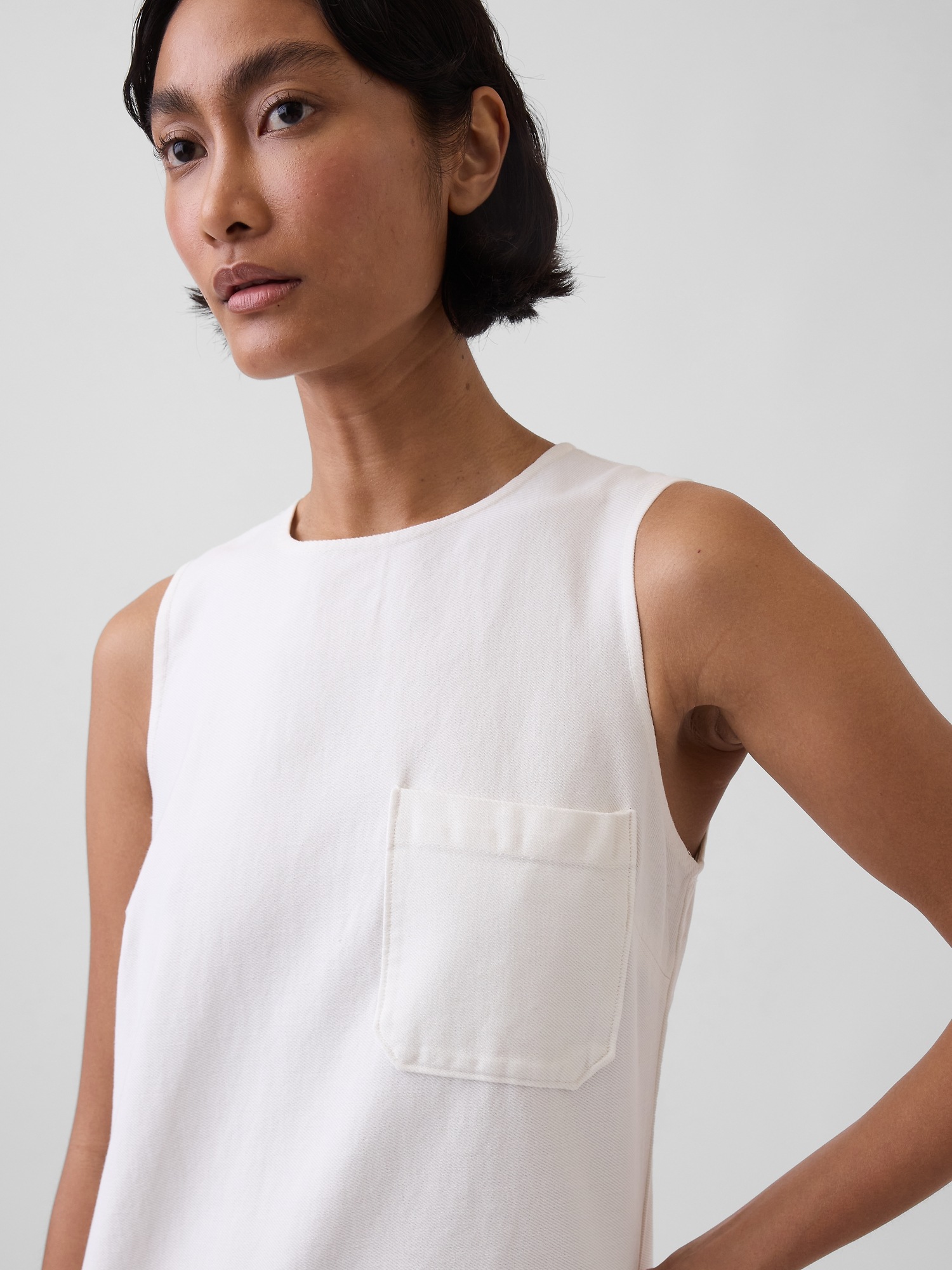 Женское платье Gap Eyelet Hem Mini Shift, цвет: Молочный белый — фото 5
