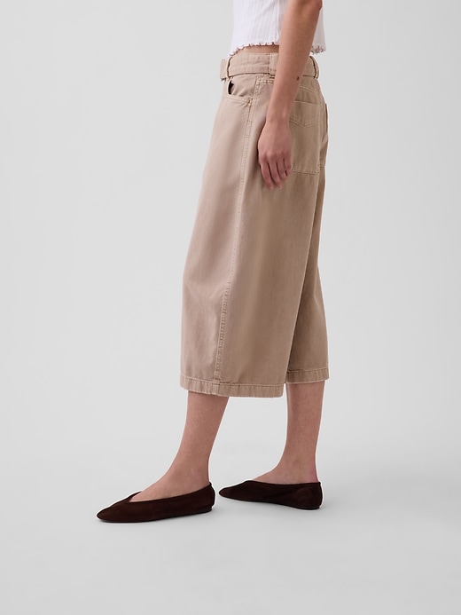 Image number 3 showing, Mid Rise Belted Culotte Barrel Pants