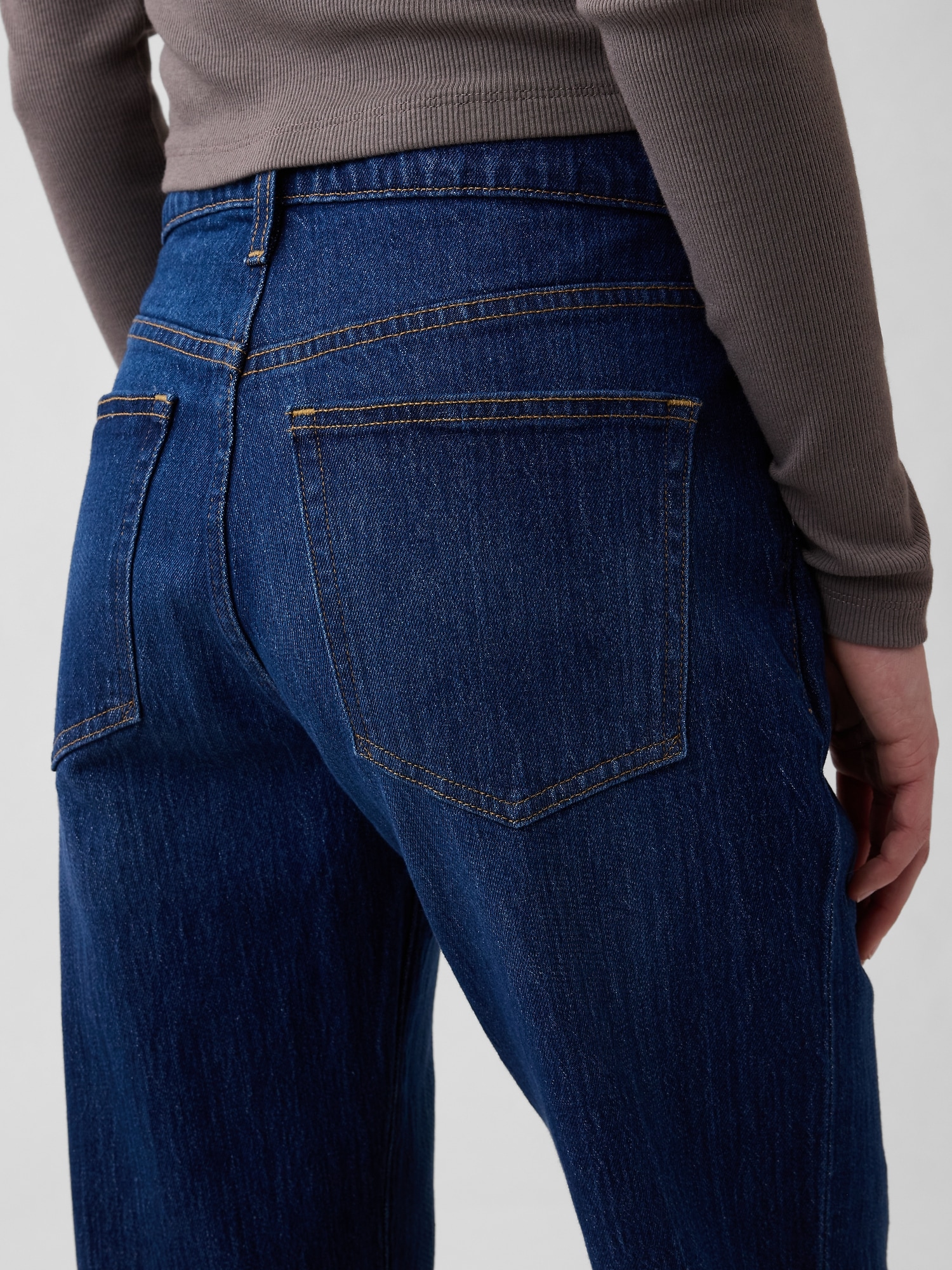 Женские джинсы Gap Mid Rise Relaxed Flare Jeans — фото 4