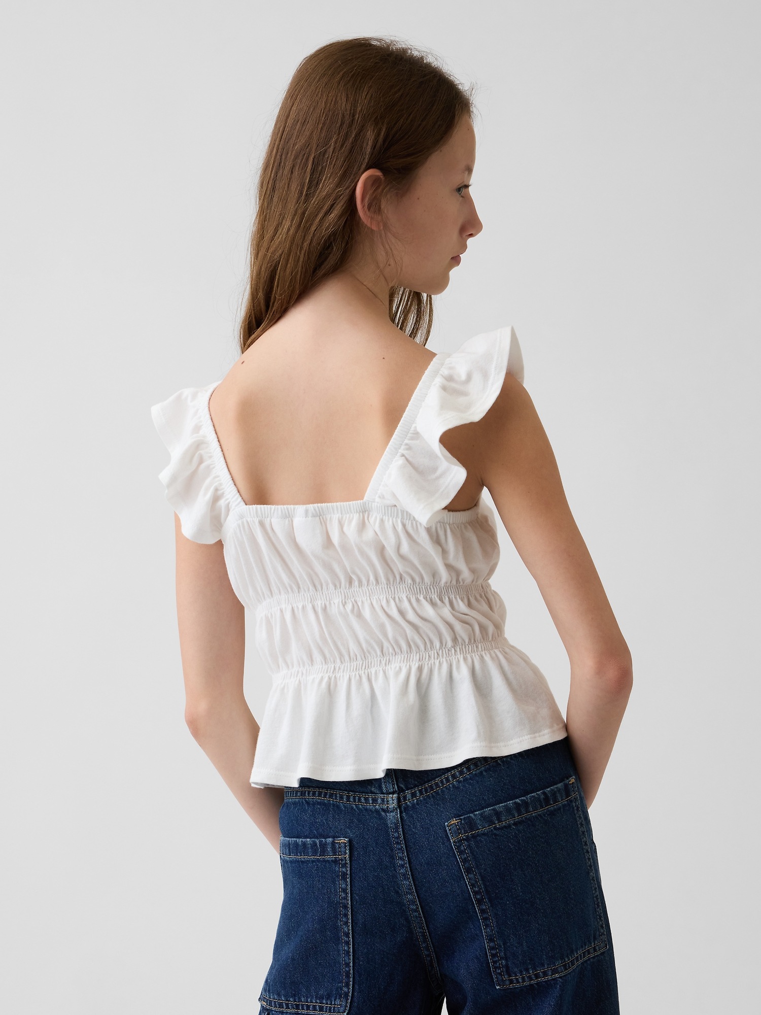 Детский топ Gap Flutter-Sleeve Smocked Peplum Top, цвет: Молочный белый — фото 3