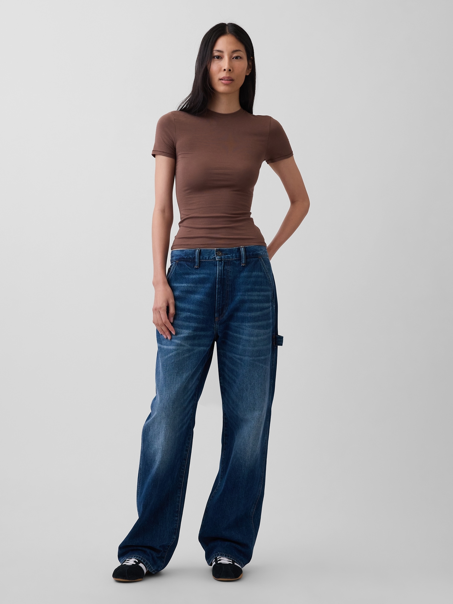 Женская футболка Gap CloseKnit Jersey T-Shirt, цвет: Коричневый, вариант 1 — фото 2