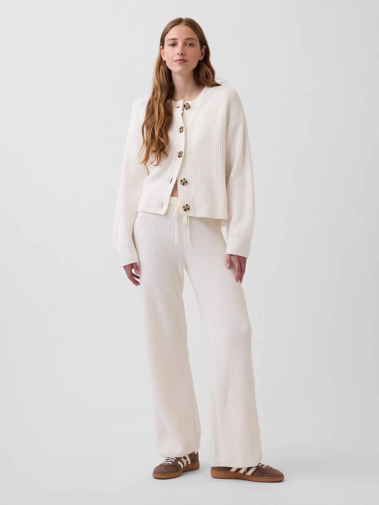 Женский кардиган Gap CashSoft Oversized Shaker-Stitch, цвет: Слоновая кость бежевый — фото 5