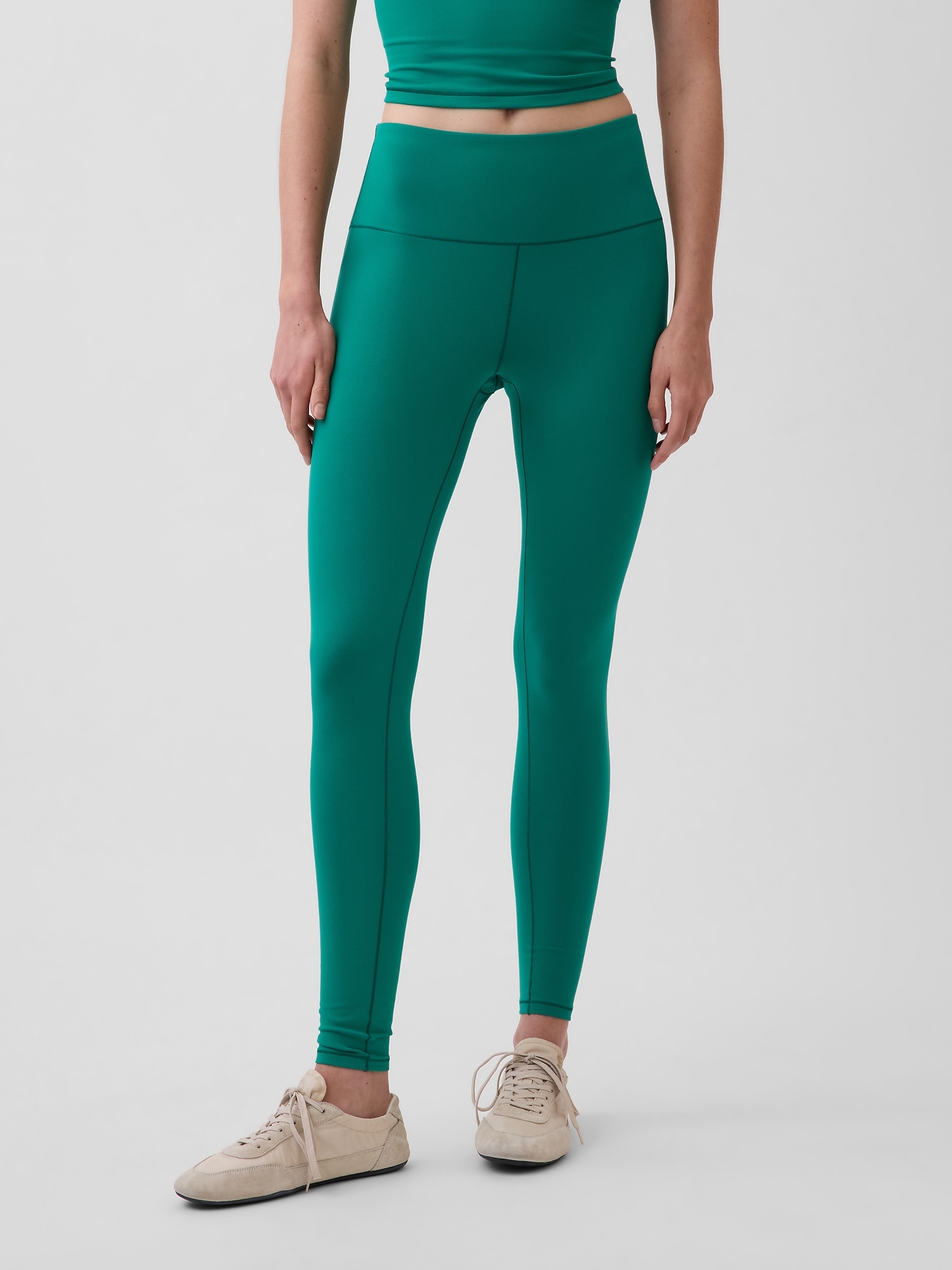 Женские леггинсы Gap GapFit Smooth High Rise, цвет: Зелёный — фото 2