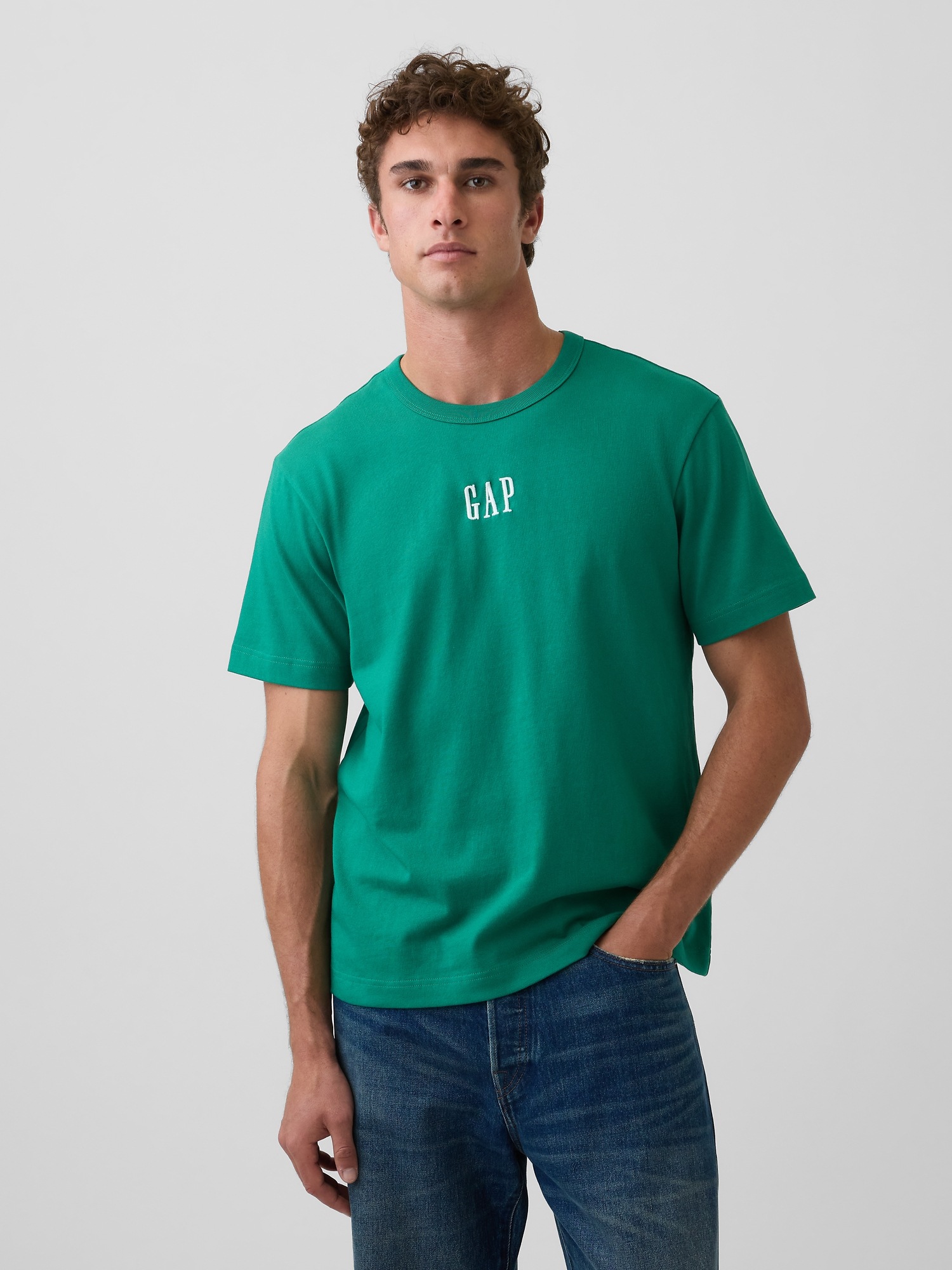 Мужские футболки Gap Adult Heavyweight Relaxed Logo T-Shirt