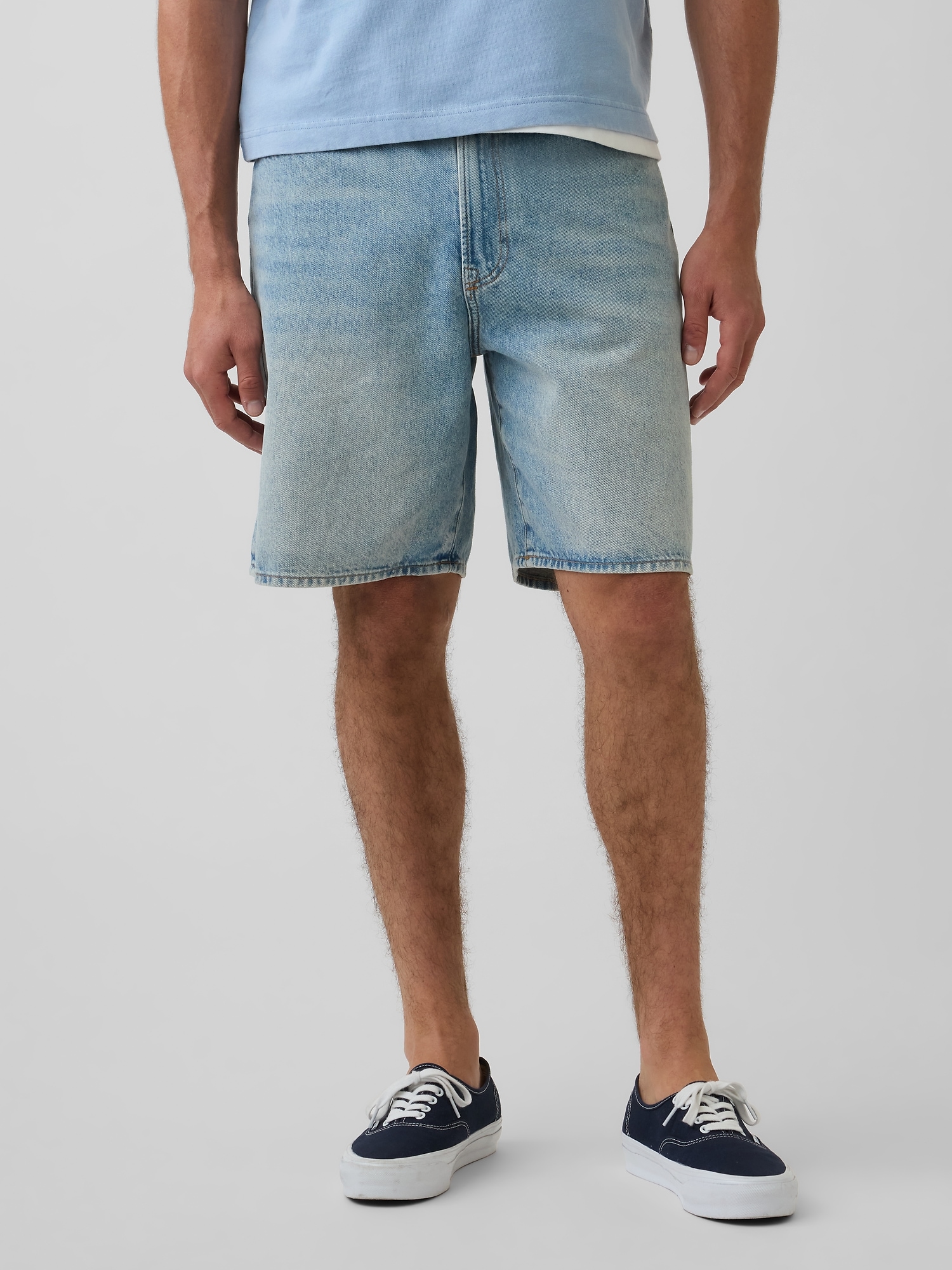 '90s Loose Denim Shorts