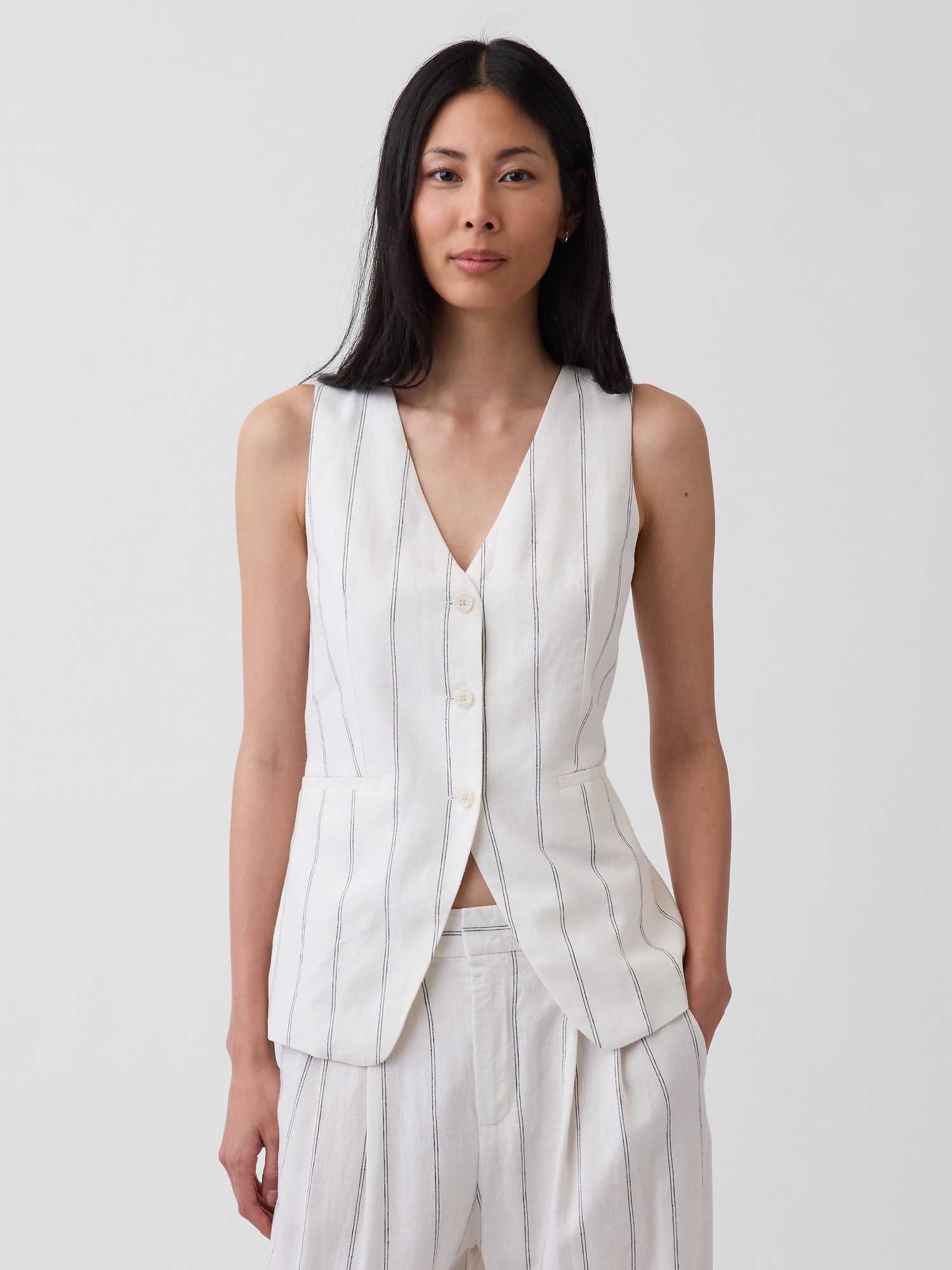 Женский жилет Gap Linen-Blend Longline Vest, цвет: Белый нейтральный полосатый — фото 3