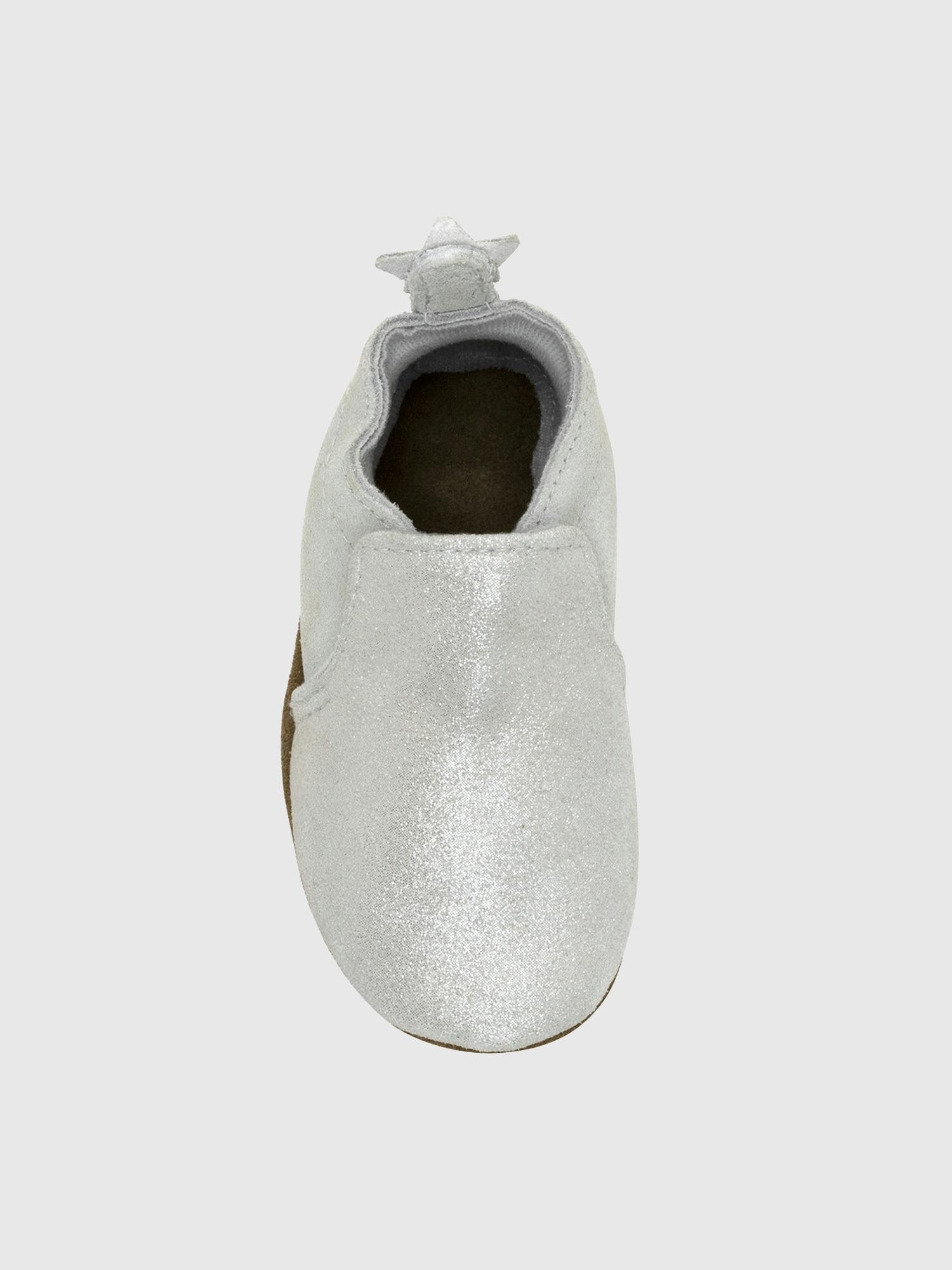 Пинетки с мягкой подошвой Gap Robeez Pretty Pearl, цвет: Серебряный — фото 3