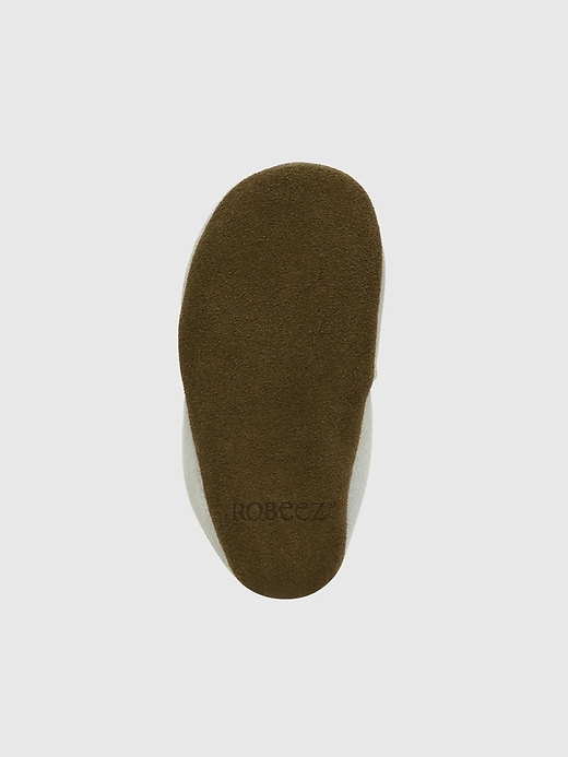 Image number 4 showing, Robeez Pretty Pearl Soft Soles