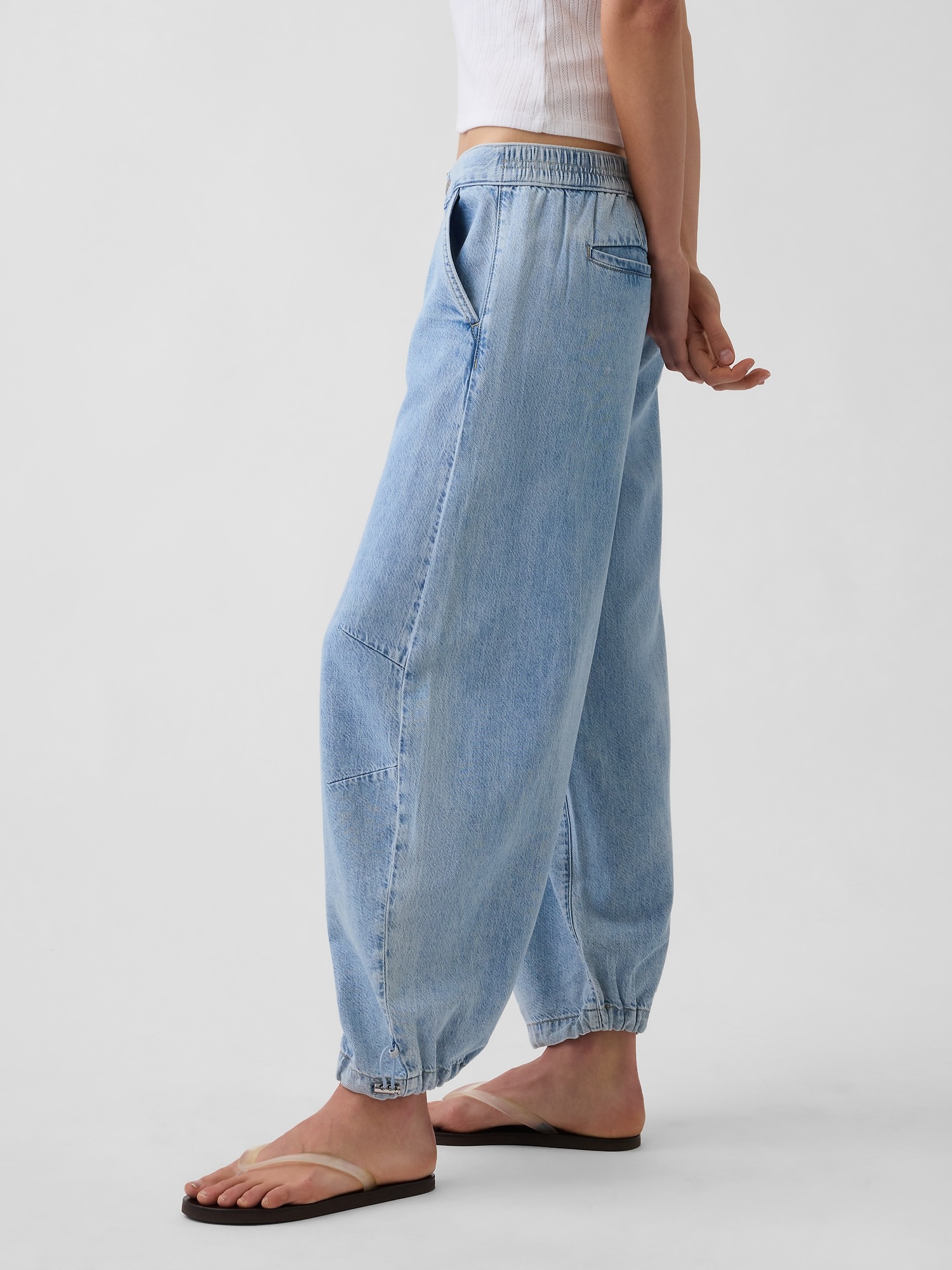 Женские джинсы Gap Mid Rise UltraSoft Horseshoe Jeans — фото 3