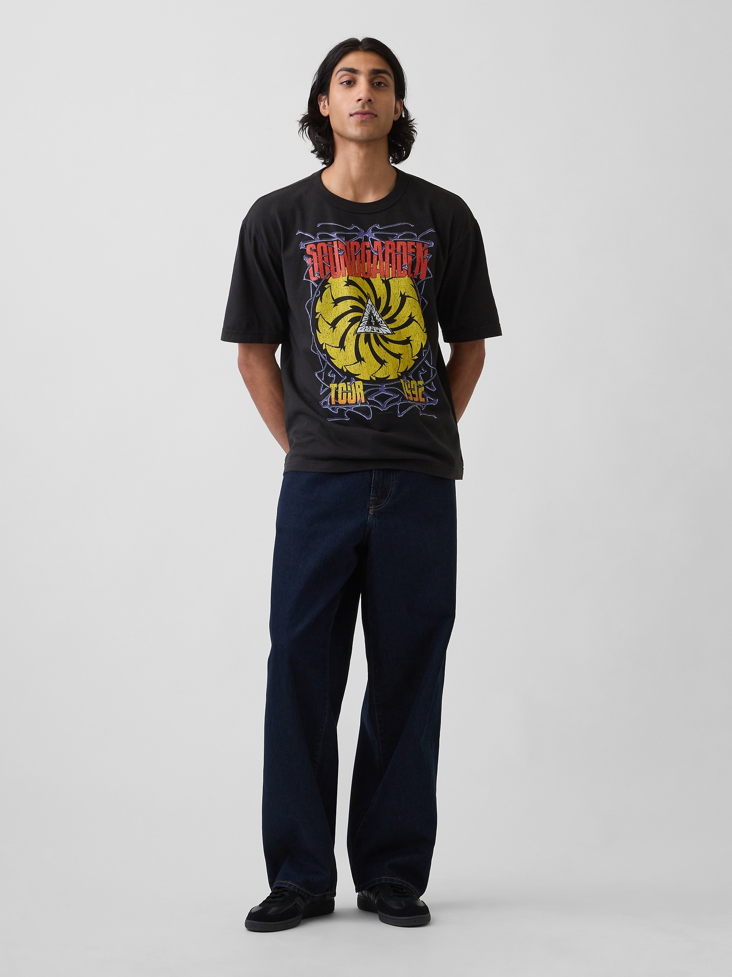 Мужские футболки Gap Soundgarden Heavyweight Crop Graphic T-Shirt — фото 2