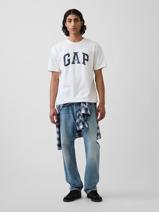 Image number 3 showing, Gap Arch Logo T-Shirt