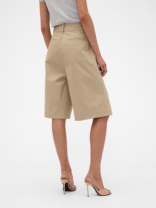 Image number 4 showing, Gap × Victoria Beckham High Rise Pleated Shorts