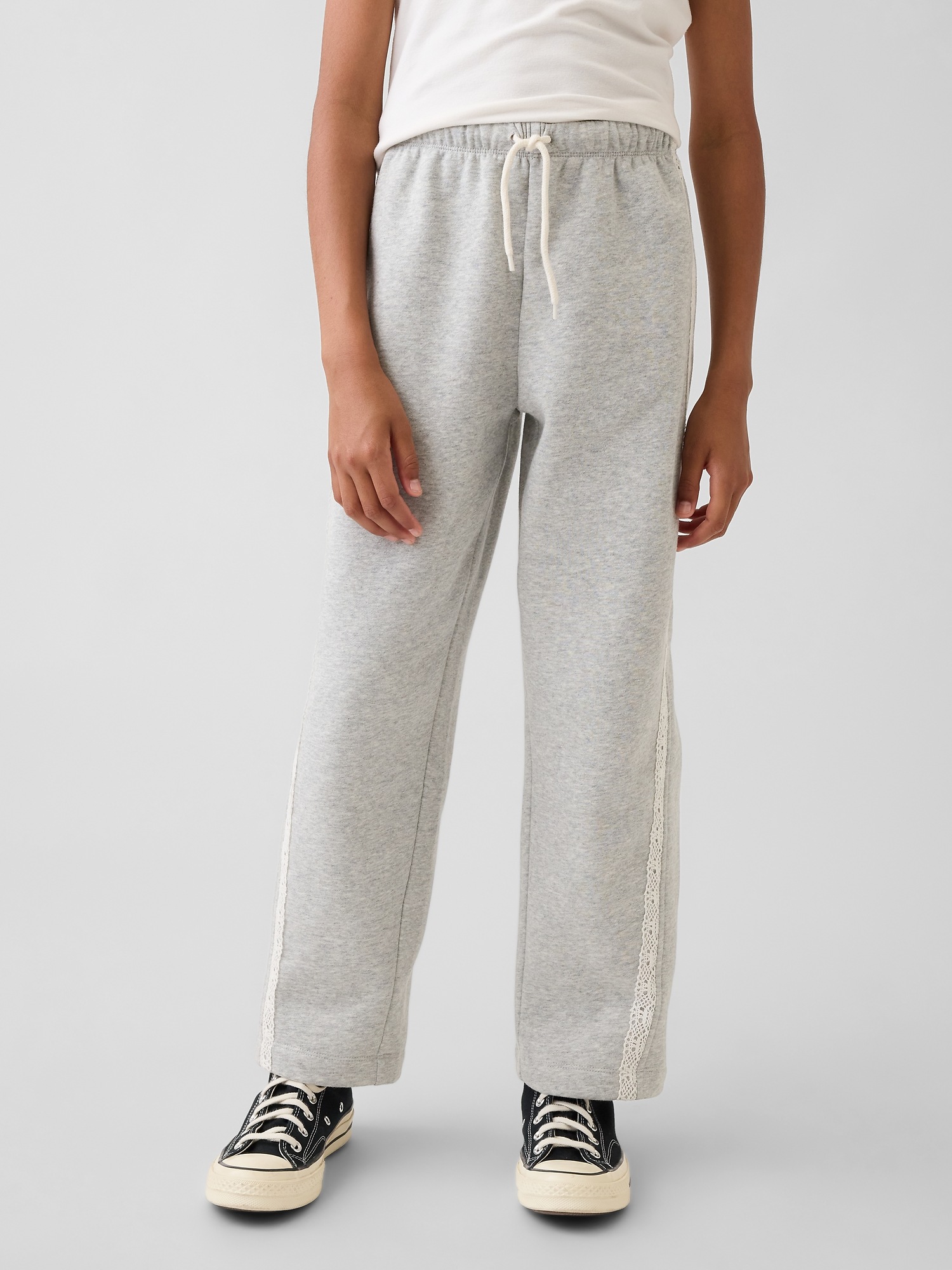 Детские джоггеры Gap VintageSoft Relaxed с кружевом — фото 3
