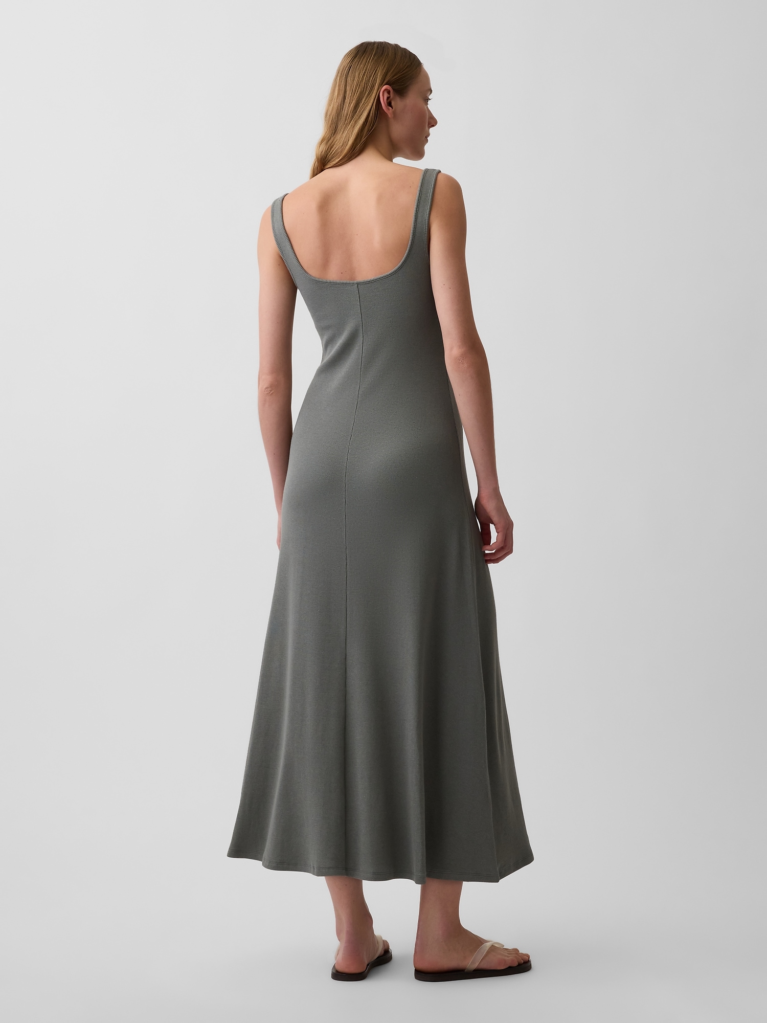 Женское платье Gap Modern Rib Square-Neck Maxi, цвет: Зелёный — фото 2