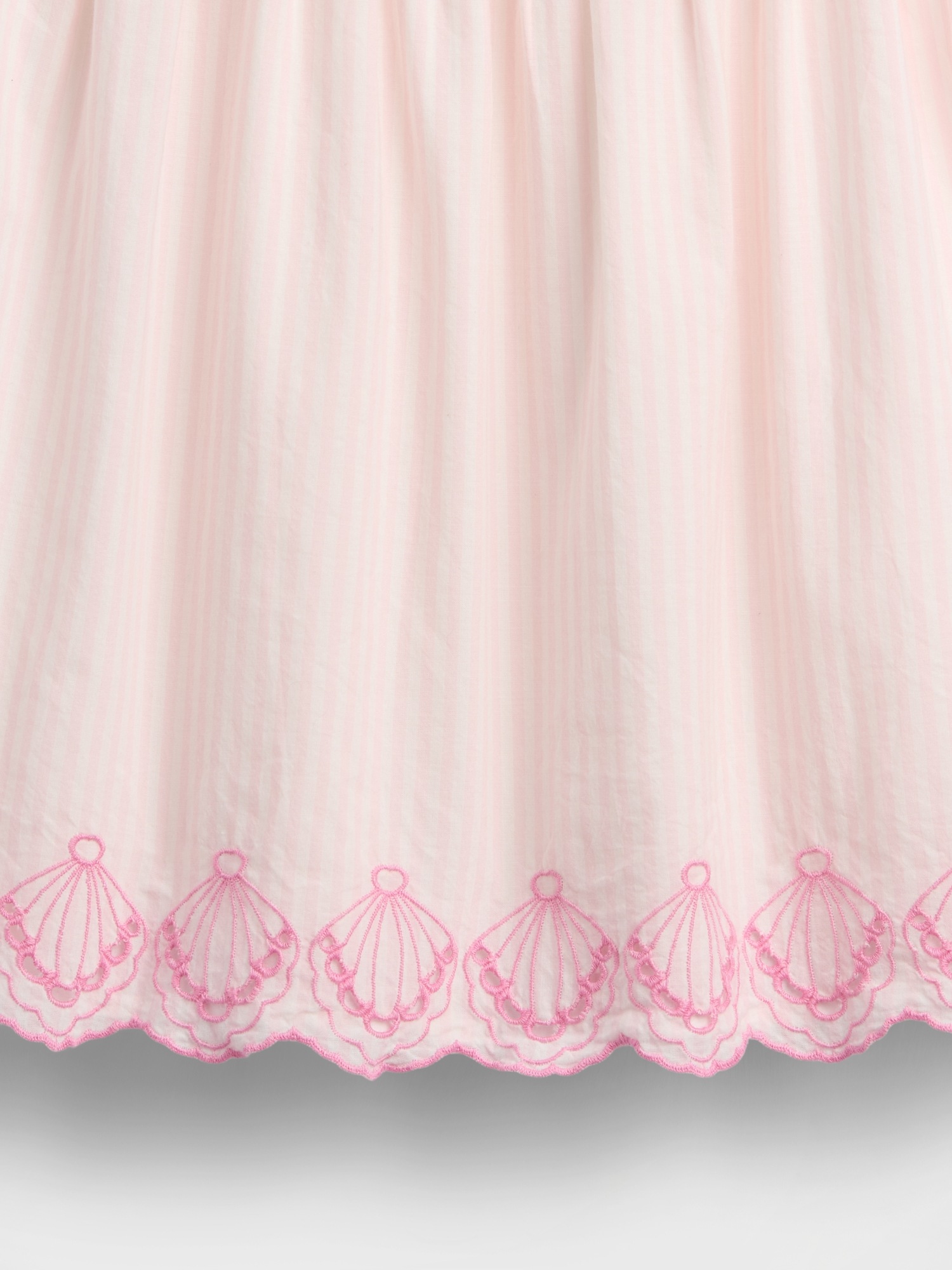 Детские платья Gap Baby & Toddler Eyelet Shell Dress — фото 4