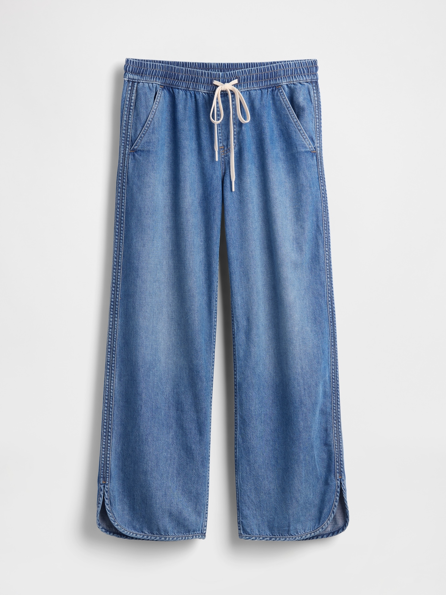 Low Rise UltraSoft '90s Loose Easy Dolphin-Hem Jeans