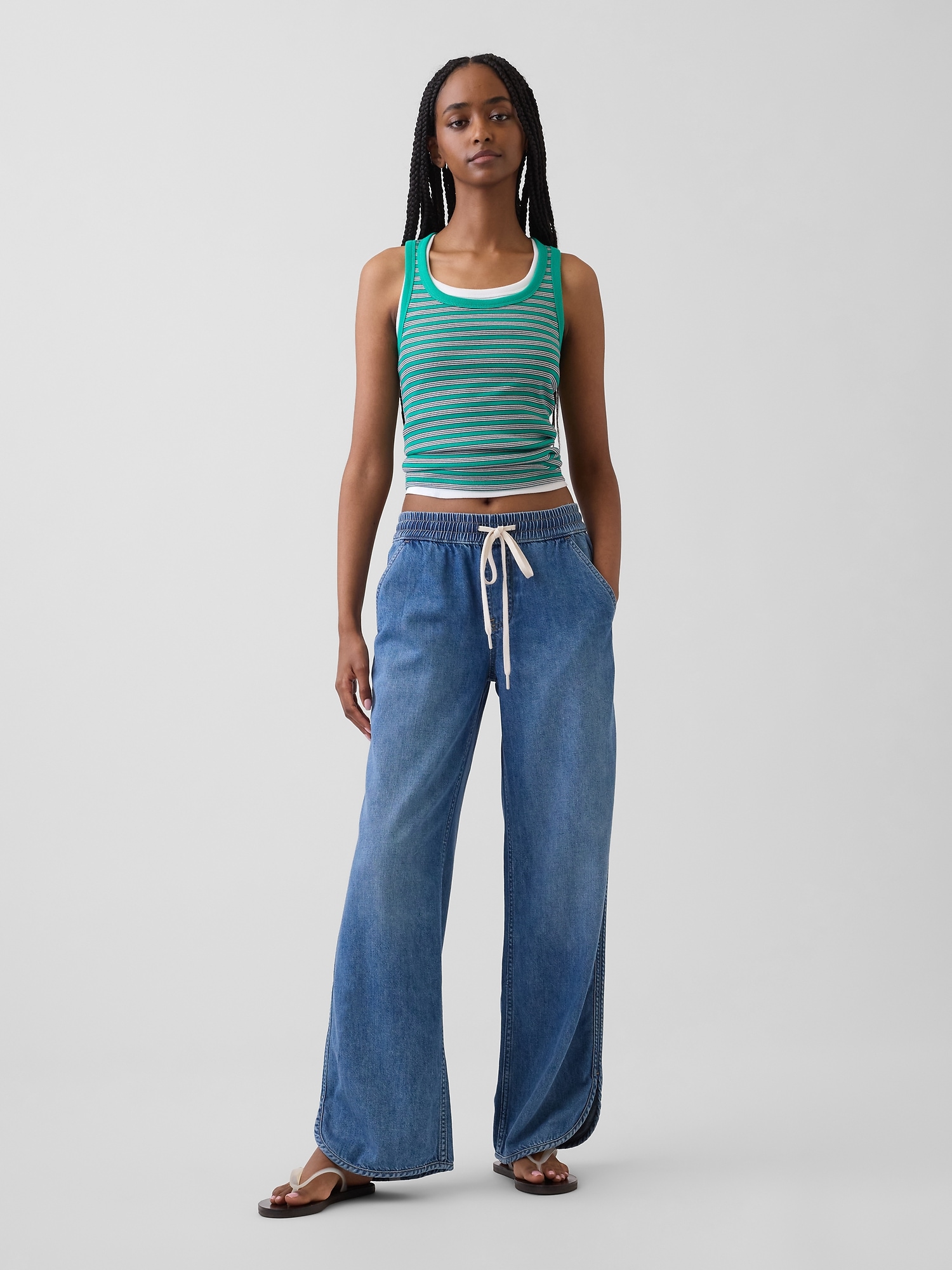 Low Rise UltraSoft '90s Loose Easy Dolphin-Hem Jeans