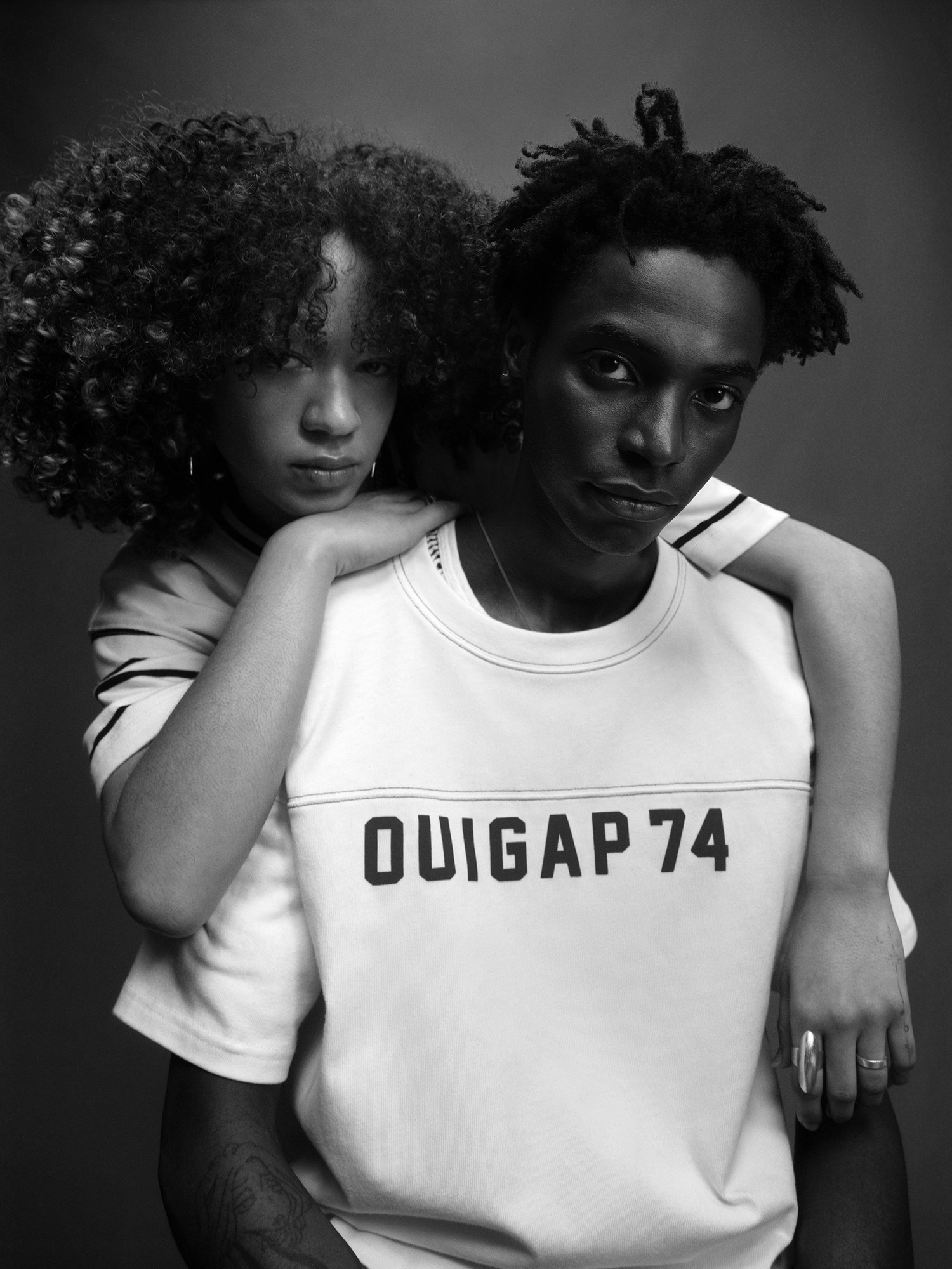 Мужские футболки Gap OuiGap Heavyweight Crop Logo T-Shirt — фото 8