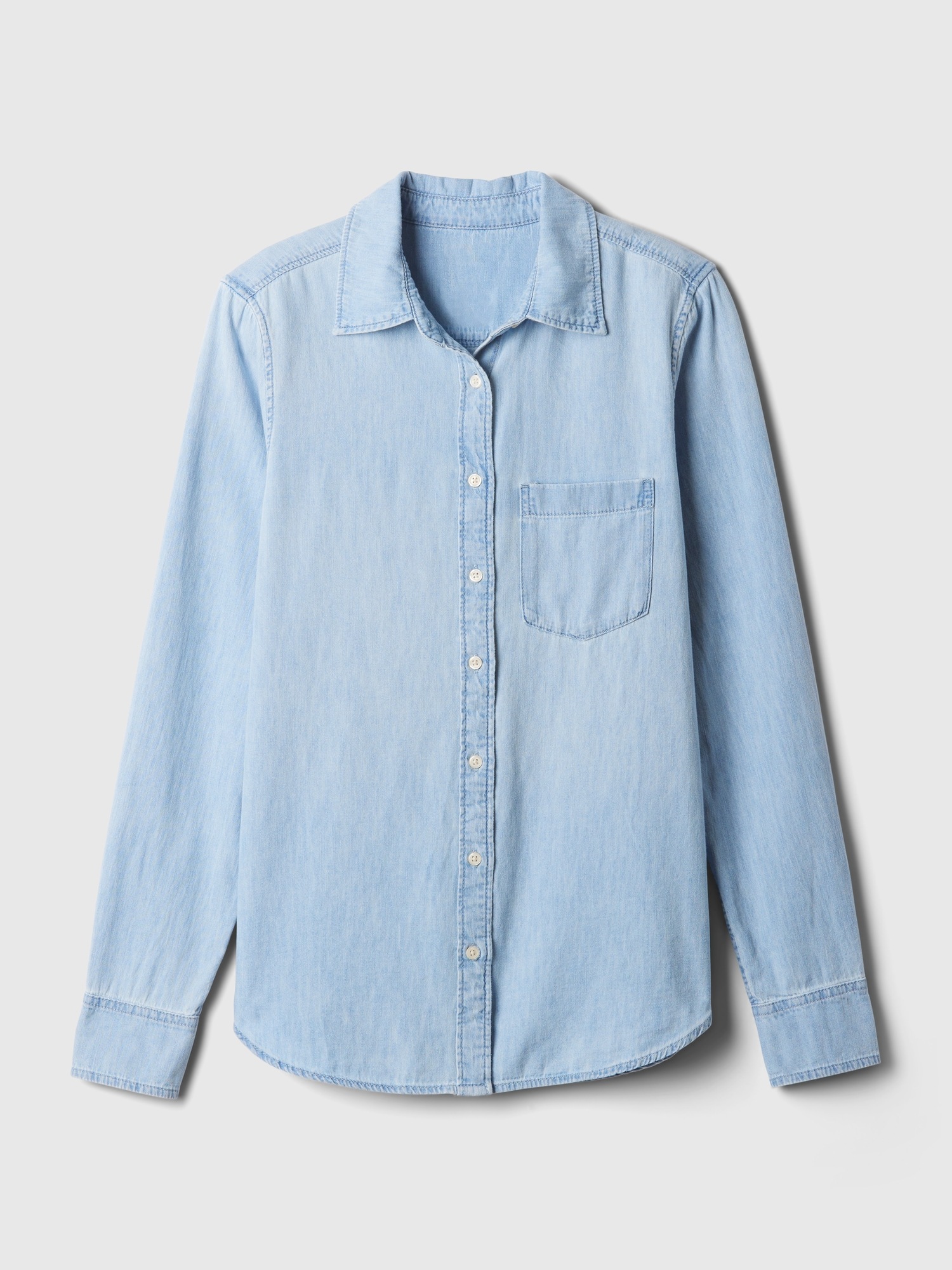 Женская рубашка Gap Organic Cotton Denim Classic, цвет: Светлая варка — фото 5