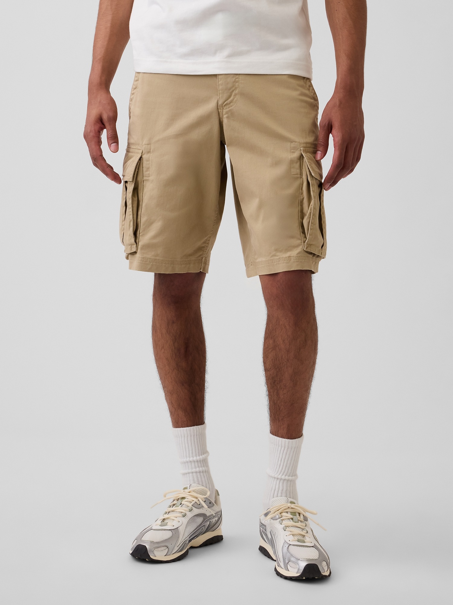 Мужские шорты Gap 11" Relaxed Cargo Shorts — фото 2