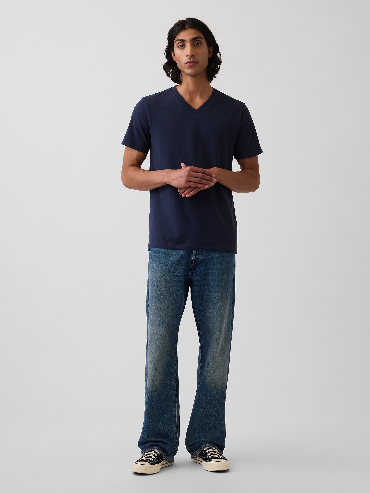 Мужские футболки Gap Cotton Jersey V-Neck T-Shirt — фото 2