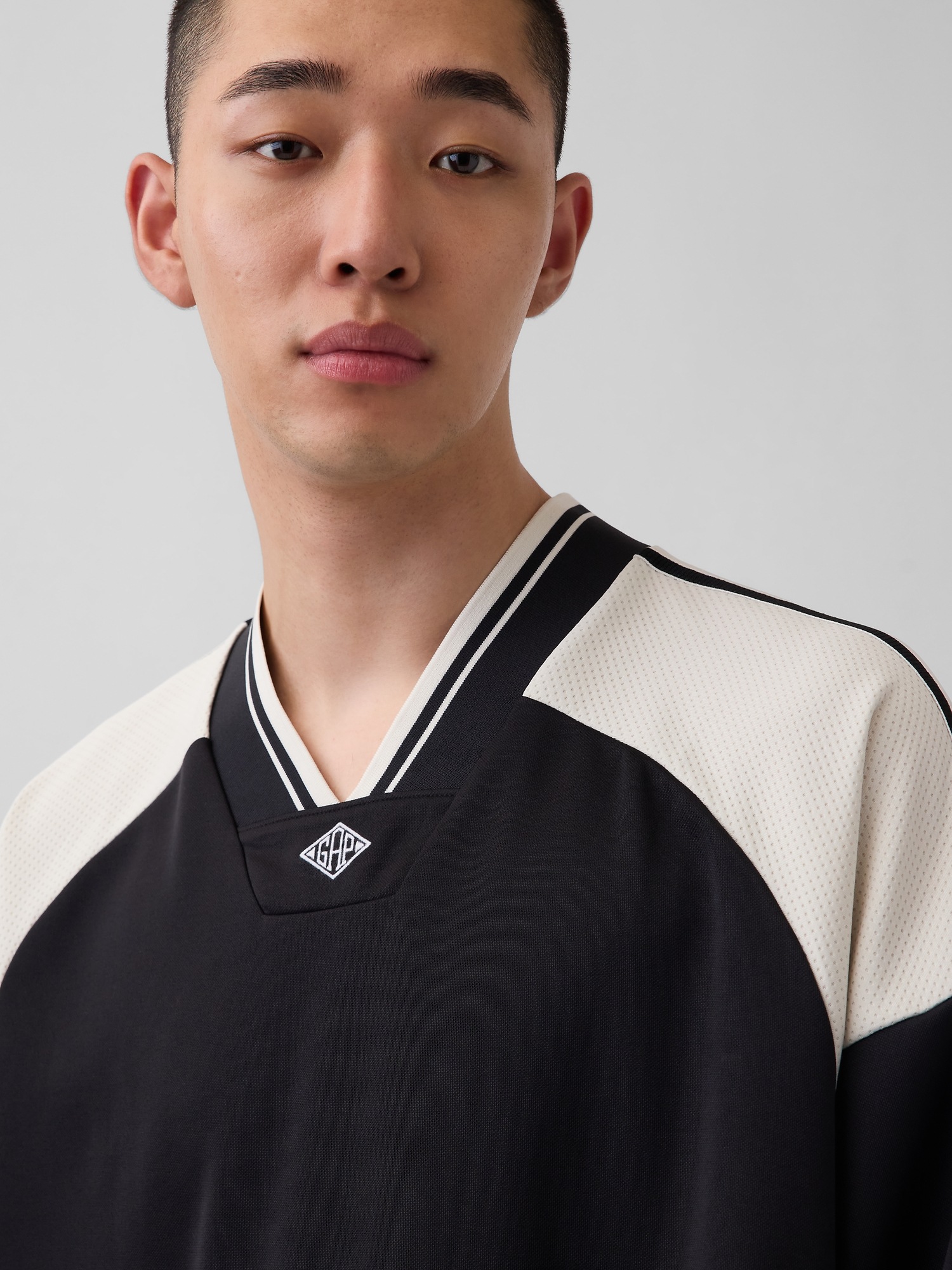 Мужские топы Gap OuiGap Oversized Logo Jersey — фото 5