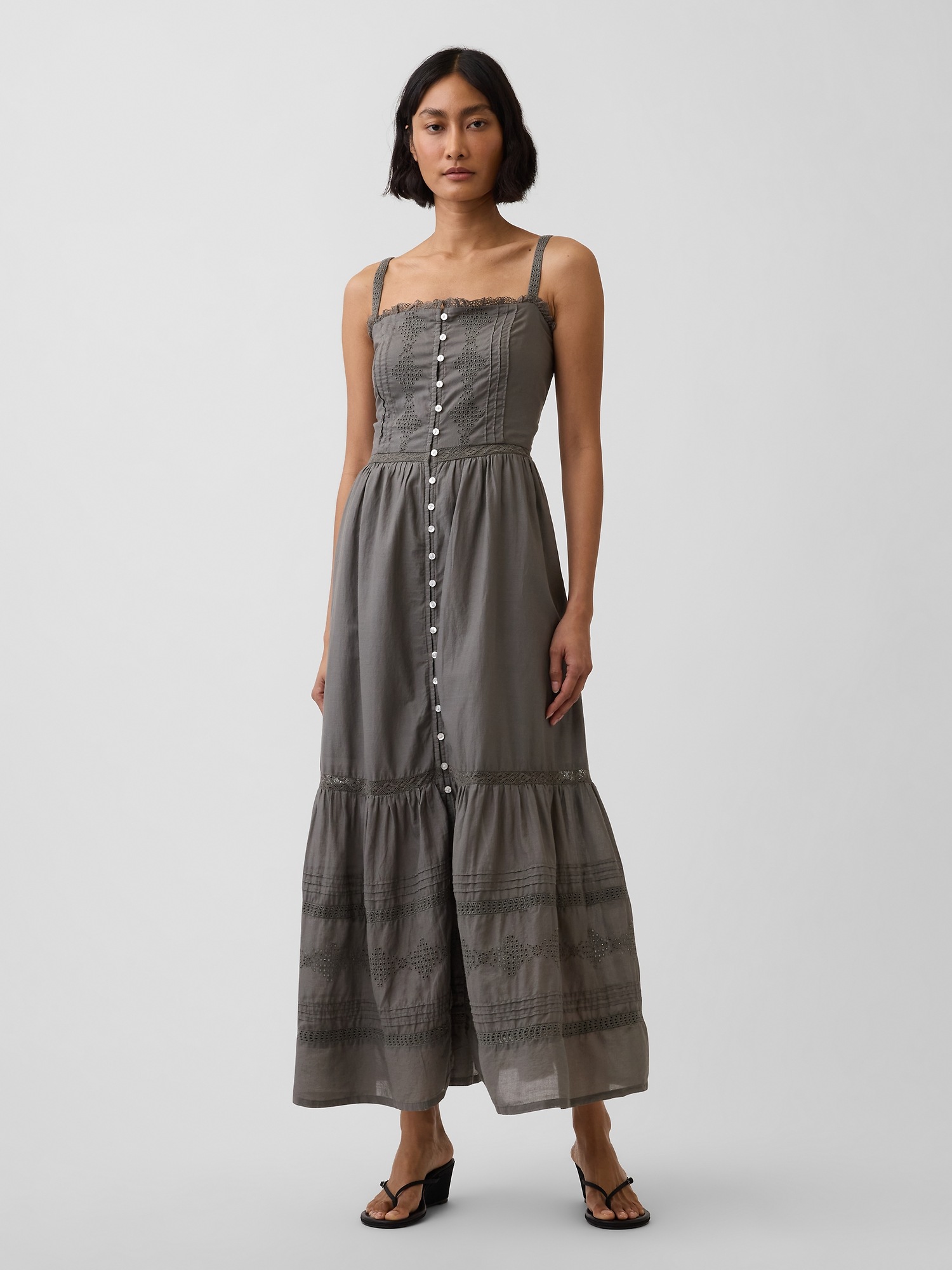 Женские платья Gap Eyelet Tiered Maxi Dress