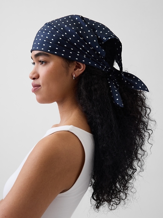 Image number 2 showing, 100% Silk Bandana