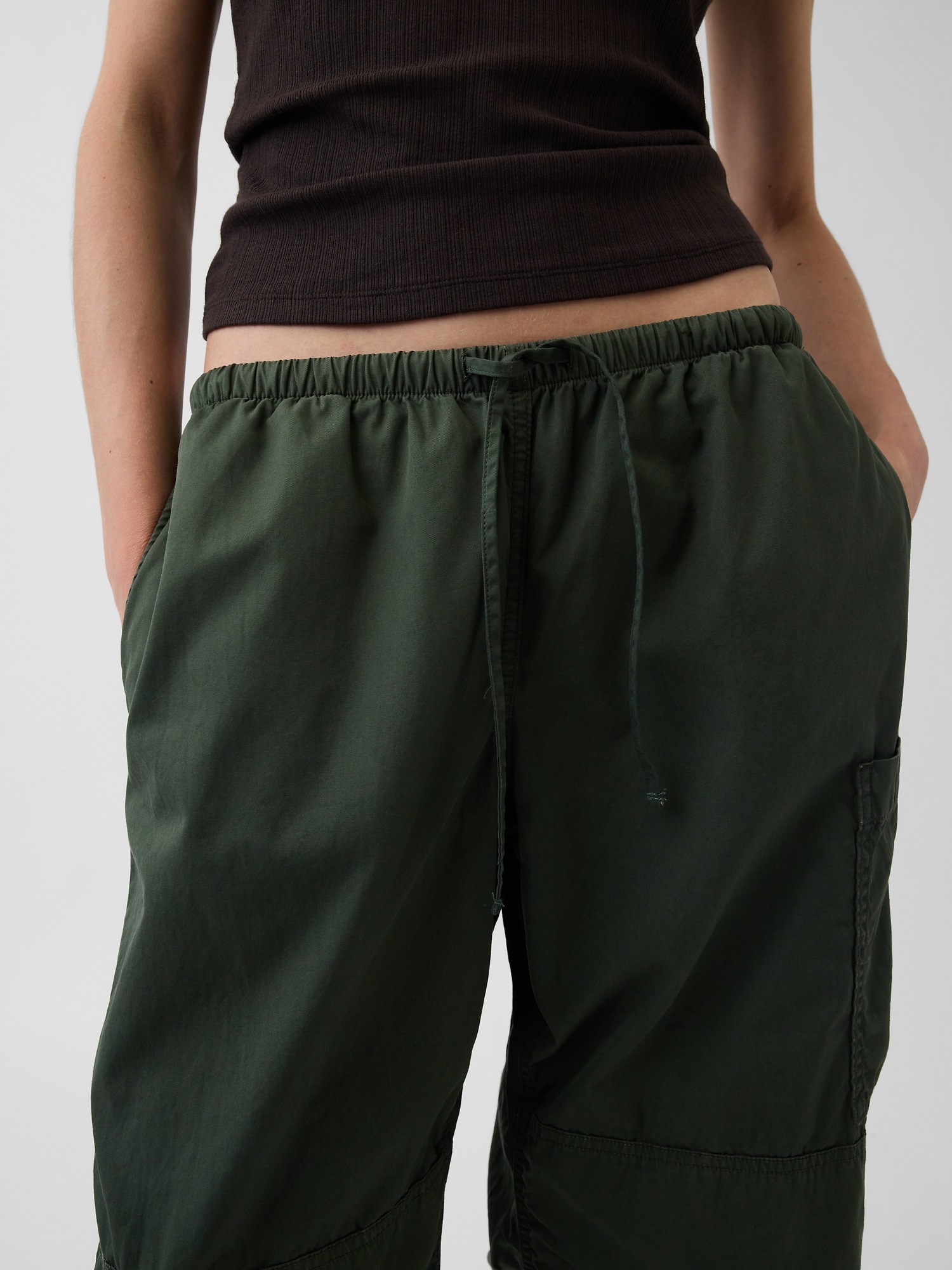 Женские брюки Gap Mid Rise Twill Easy Barrel Utility Pants — фото 5